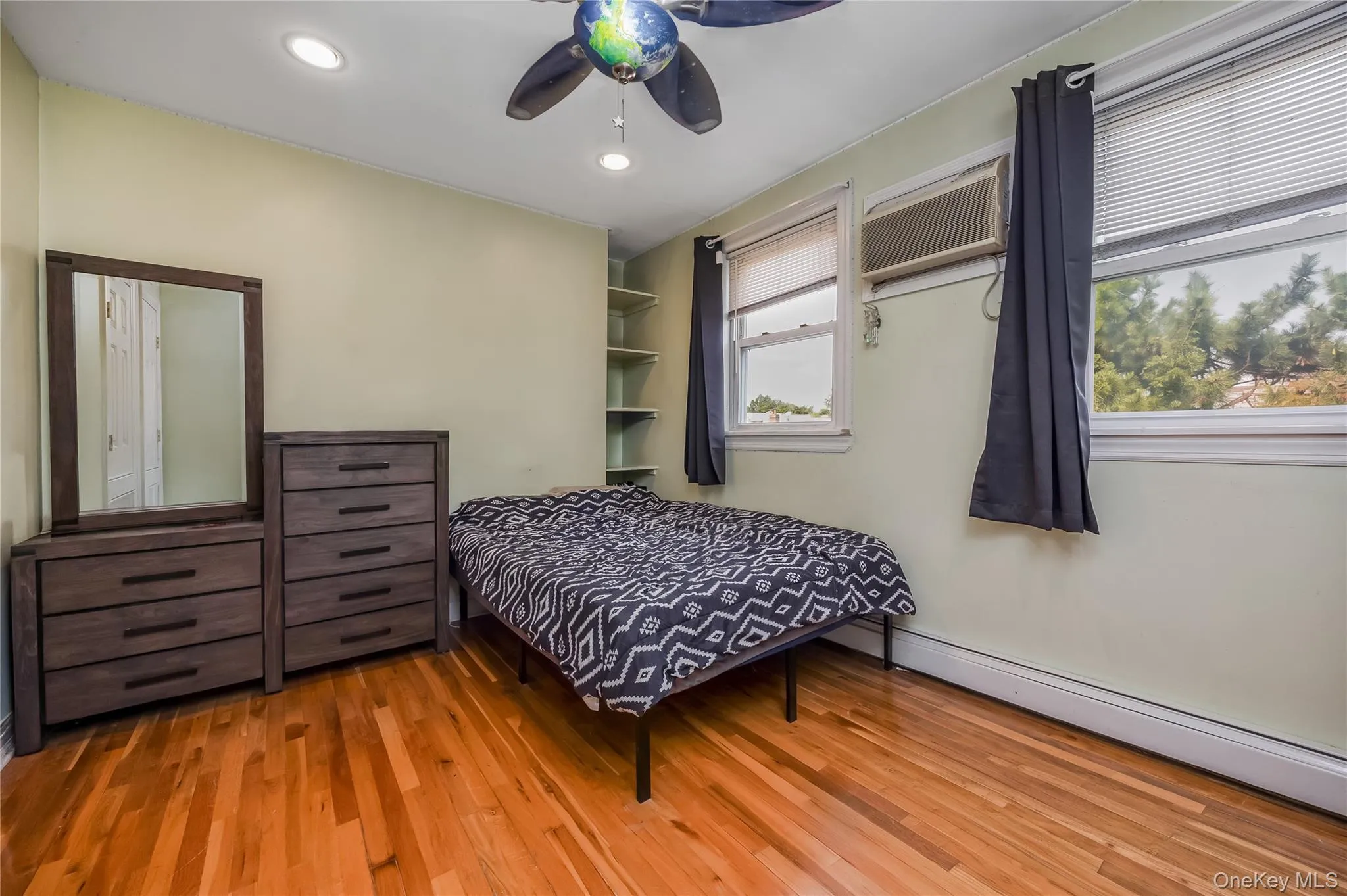 88-35 75th Avenue, New York, NY, 3 Bedrooms Bedrooms, 9 Rooms Rooms,4 BathroomsBathrooms,Residential,For Rent,75th,0,1041064 88-35 75th Avenue, New York, NY, 3 Bedrooms Bedrooms, 9 Rooms Rooms,4 BathroomsBathrooms,Residential,For Rent,75th,0,1041064