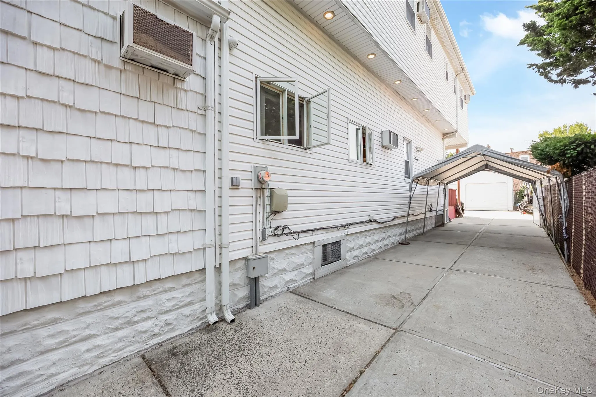 88-35 75th Avenue, New York, NY, 3 Bedrooms Bedrooms, 9 Rooms Rooms,4 BathroomsBathrooms,Residential,For Rent,75th,0,1041064 88-35 75th Avenue, New York, NY, 3 Bedrooms Bedrooms, 9 Rooms Rooms,4 BathroomsBathrooms,Residential,For Rent,75th,0,1041064
