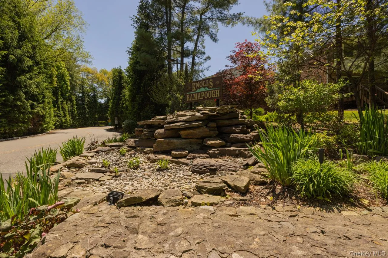 Entrance to the Knolls at Ramapough Entrance to the Knolls at Ramapough