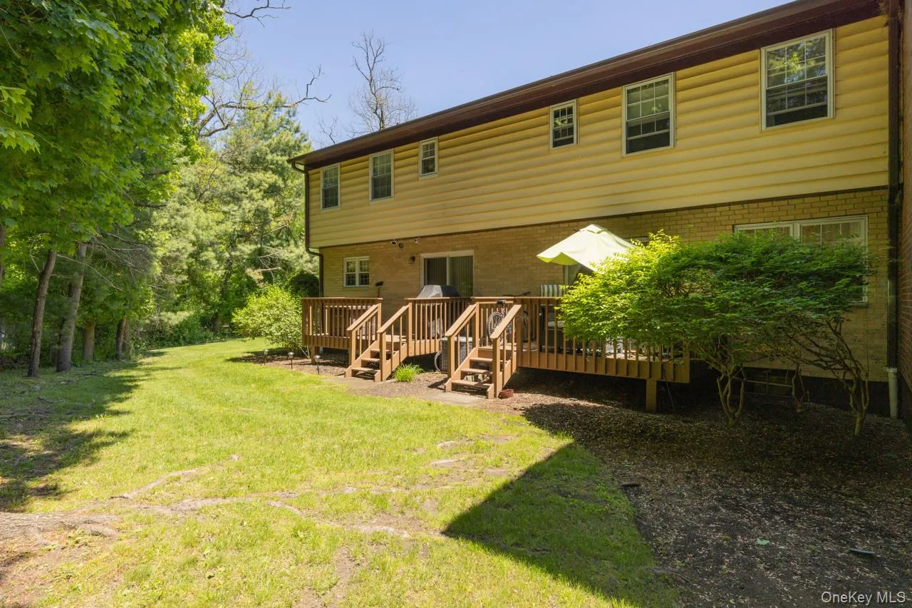 The way the building sits forward, creates additional privacy in the back. The way the building sits forward, creates additional privacy in the back.