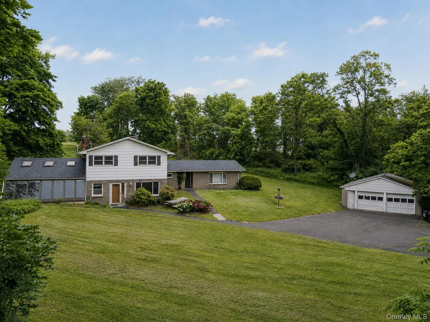 21 Courts Lane, Hudson, NY, 4 Bedrooms Bedrooms, 12 Rooms Rooms,2 BathroomsBathrooms,Residential,For Rent,Courts,0,1041067 21 Courts Lane, Hudson, NY, 4 Bedrooms Bedrooms, 12 Rooms Rooms,2 BathroomsBathrooms,Residential,For Rent,Courts,0,1041067