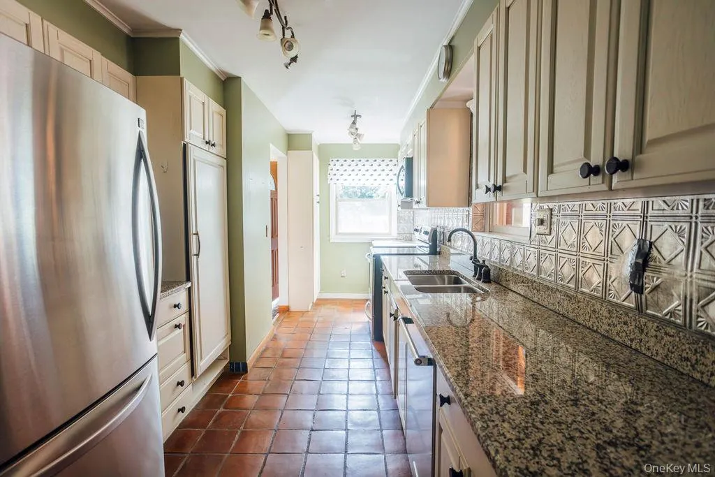 21 Courts Lane, Hudson, NY, 4 Bedrooms Bedrooms, 12 Rooms Rooms,2 BathroomsBathrooms,Residential,For Rent,Courts,0,1041067 21 Courts Lane, Hudson, NY, 4 Bedrooms Bedrooms, 12 Rooms Rooms,2 BathroomsBathrooms,Residential,For Rent,Courts,0,1041067