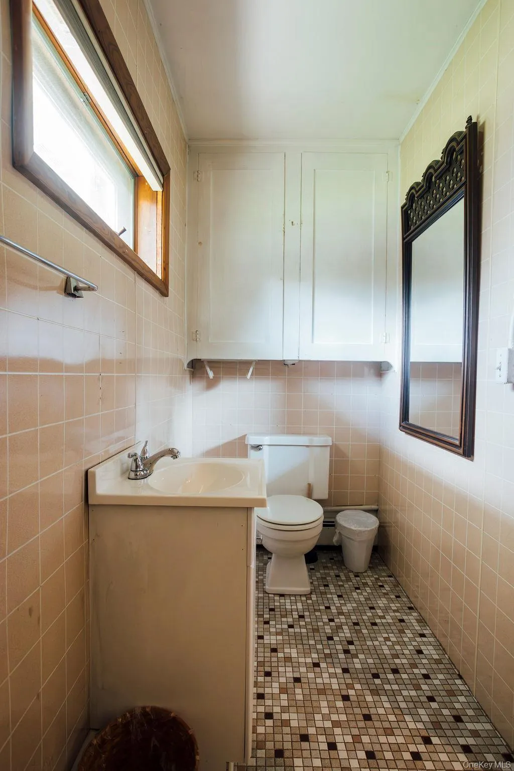 21 Courts Lane, Hudson, NY, 4 Bedrooms Bedrooms, 12 Rooms Rooms,2 BathroomsBathrooms,Residential,For Rent,Courts,0,1041067 21 Courts Lane, Hudson, NY, 4 Bedrooms Bedrooms, 12 Rooms Rooms,2 BathroomsBathrooms,Residential,For Rent,Courts,0,1041067
