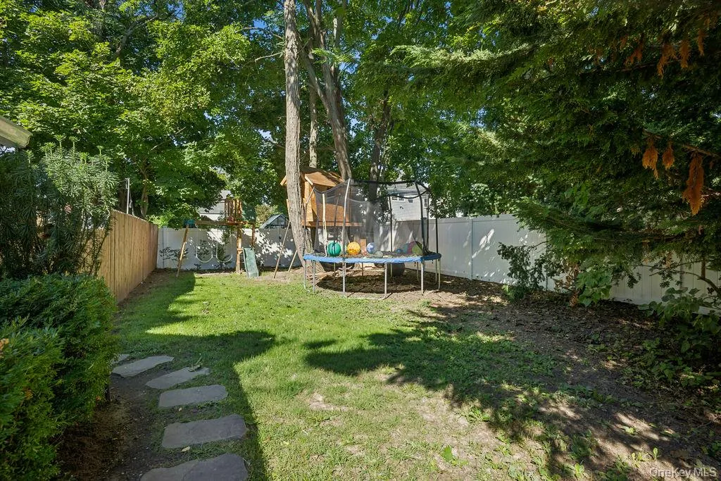 68 Lincoln Avenue, Islip, NY, 4 Bedrooms Bedrooms, 9 Rooms Rooms,2 BathroomsBathrooms,Residential,For Rent,Lincoln,0,1041069 68 Lincoln Avenue, Islip, NY, 4 Bedrooms Bedrooms, 9 Rooms Rooms,2 BathroomsBathrooms,Residential,For Rent,Lincoln,0,1041069