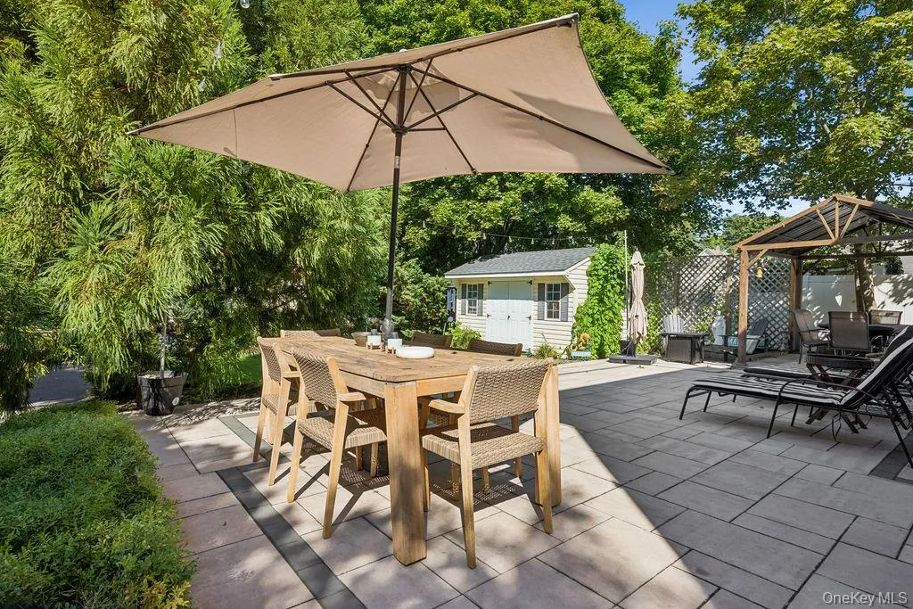 68 Lincoln Avenue, Islip, NY, 4 Bedrooms Bedrooms, 9 Rooms Rooms,2 BathroomsBathrooms,Residential,For Rent,Lincoln,0,1041069 68 Lincoln Avenue, Islip, NY, 4 Bedrooms Bedrooms, 9 Rooms Rooms,2 BathroomsBathrooms,Residential,For Rent,Lincoln,0,1041069