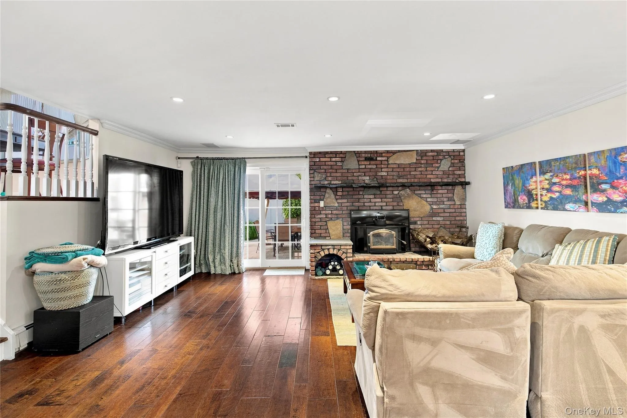 85 Jeffery Lane, Hempstead, NY, 4 Bedrooms Bedrooms, 9 Rooms Rooms,2 BathroomsBathrooms,Residential,For Rent,Jeffery,0,1041070 85 Jeffery Lane, Hempstead, NY, 4 Bedrooms Bedrooms, 9 Rooms Rooms,2 BathroomsBathrooms,Residential,For Rent,Jeffery,0,1041070