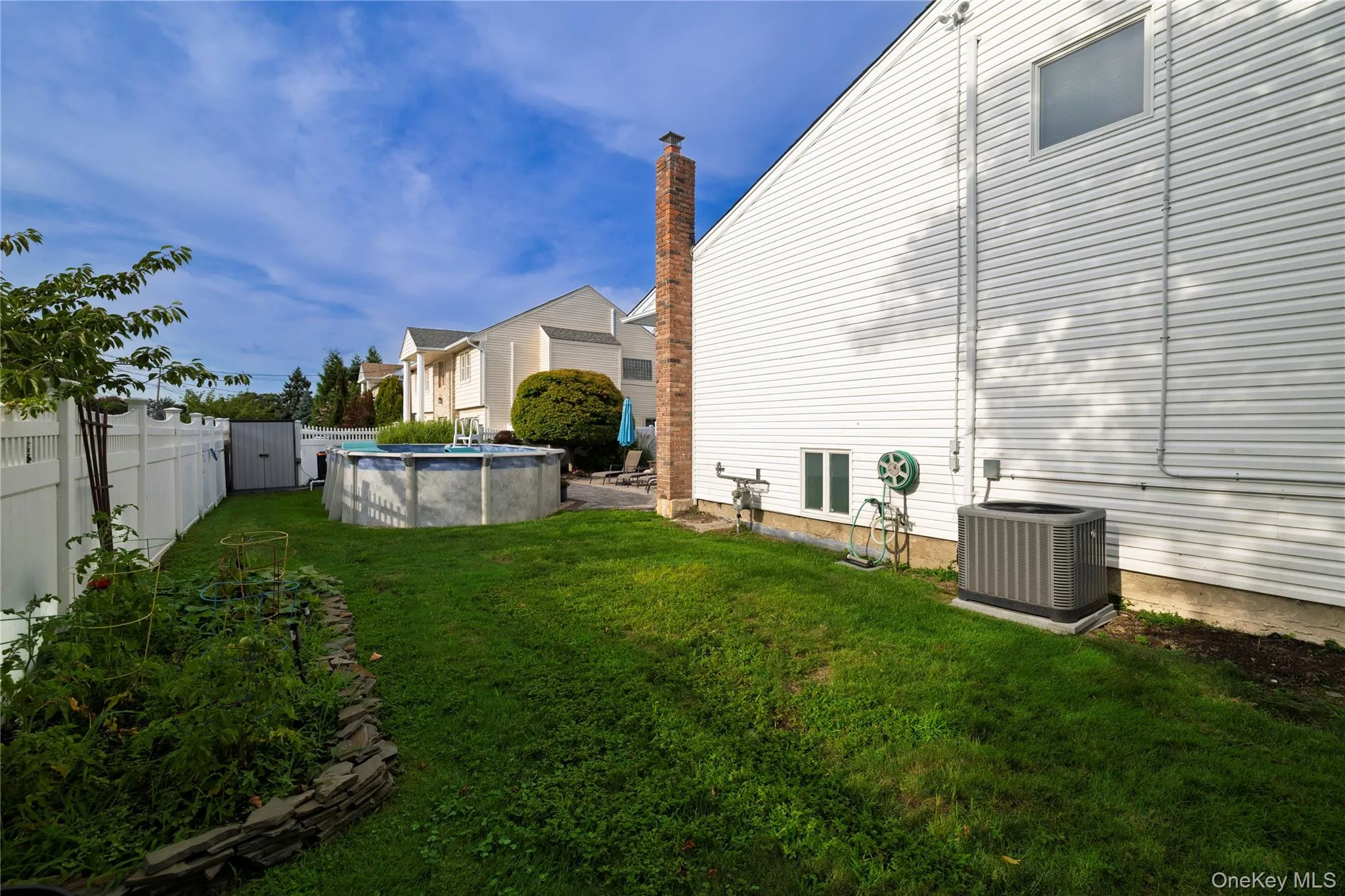 85 Jeffery Lane, Hempstead, NY, 4 Bedrooms Bedrooms, 9 Rooms Rooms,2 BathroomsBathrooms,Residential,For Rent,Jeffery,0,1041070 85 Jeffery Lane, Hempstead, NY, 4 Bedrooms Bedrooms, 9 Rooms Rooms,2 BathroomsBathrooms,Residential,For Rent,Jeffery,0,1041070