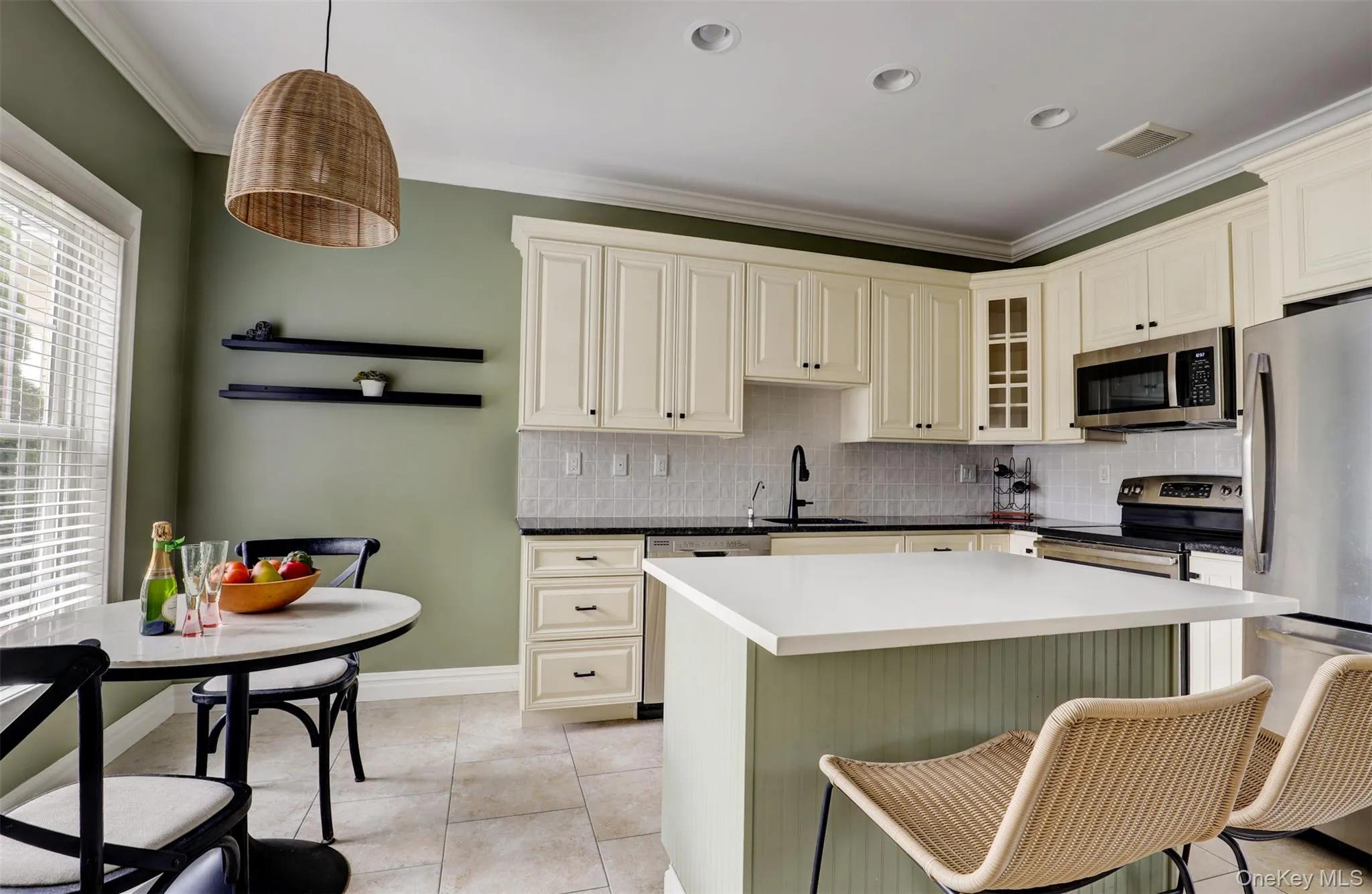 415 Gardenia Drive, Rhinebeck, NY, 2 Bedrooms Bedrooms, 7 Rooms Rooms,2 BathroomsBathrooms,Residential,For Rent,Gardenia,0,1041074 415 Gardenia Drive, Rhinebeck, NY, 2 Bedrooms Bedrooms, 7 Rooms Rooms,2 BathroomsBathrooms,Residential,For Rent,Gardenia,0,1041074