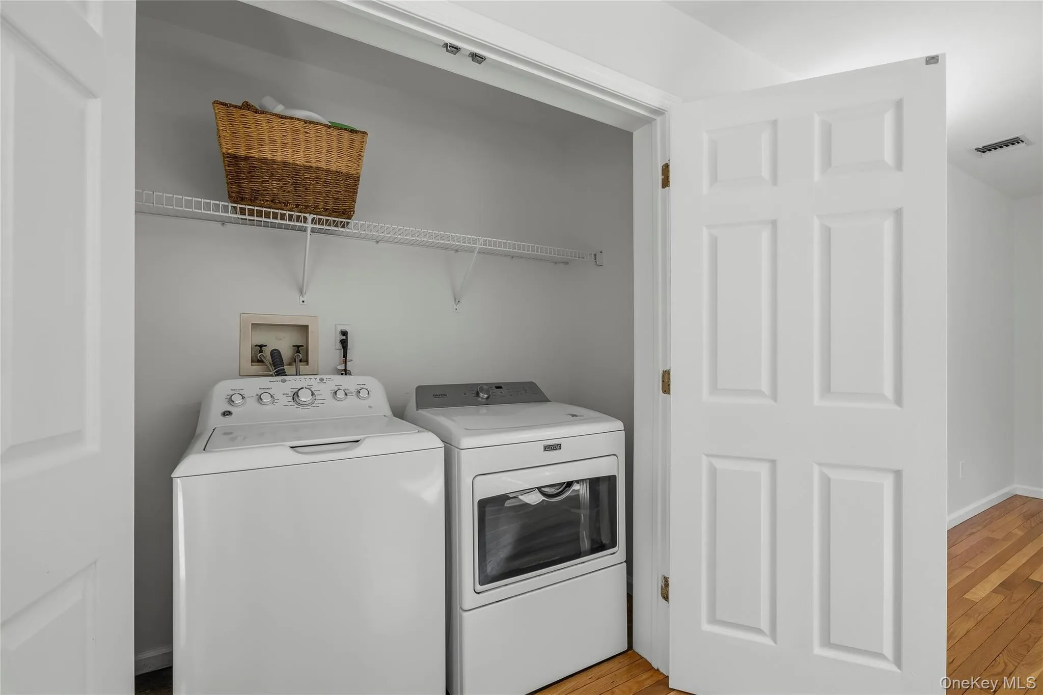 35 Cunningham, Monroe, NY, 4 Bedrooms Bedrooms, 9 Rooms Rooms,2 BathroomsBathrooms,Residential Lease,For Rent,Cunningham,0,1041076 35 Cunningham, Monroe, NY, 4 Bedrooms Bedrooms, 9 Rooms Rooms,2 BathroomsBathrooms,Residential Lease,For Rent,Cunningham,0,1041076