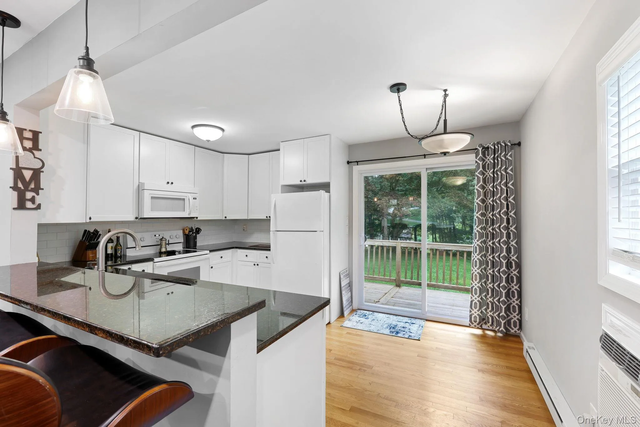 13 Arbutus Street, Putnam Valley, NY, 3 Bedrooms Bedrooms, 6 Rooms Rooms,1 BathroomBathrooms,Residential,For Rent,Arbutus,0,1041077 13 Arbutus Street, Putnam Valley, NY, 3 Bedrooms Bedrooms, 6 Rooms Rooms,1 BathroomBathrooms,Residential,For Rent,Arbutus,0,1041077