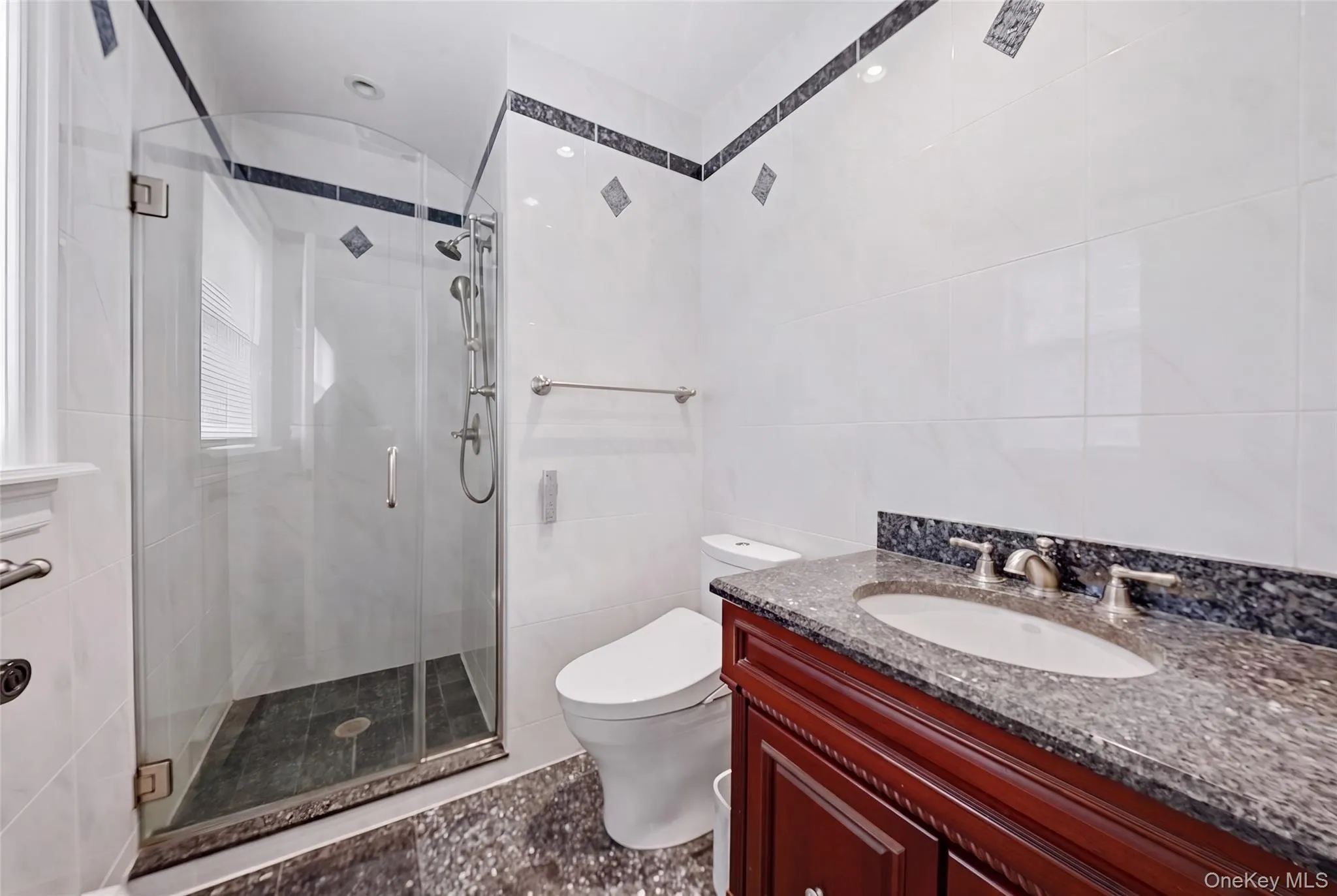 5 Renee Place, Oyster Bay, NY, 5 Bedrooms Bedrooms, 10 Rooms Rooms,2 BathroomsBathrooms,Residential,For Rent,Renee,0,1041078 5 Renee Place, Oyster Bay, NY, 5 Bedrooms Bedrooms, 10 Rooms Rooms,2 BathroomsBathrooms,Residential,For Rent,Renee,0,1041078