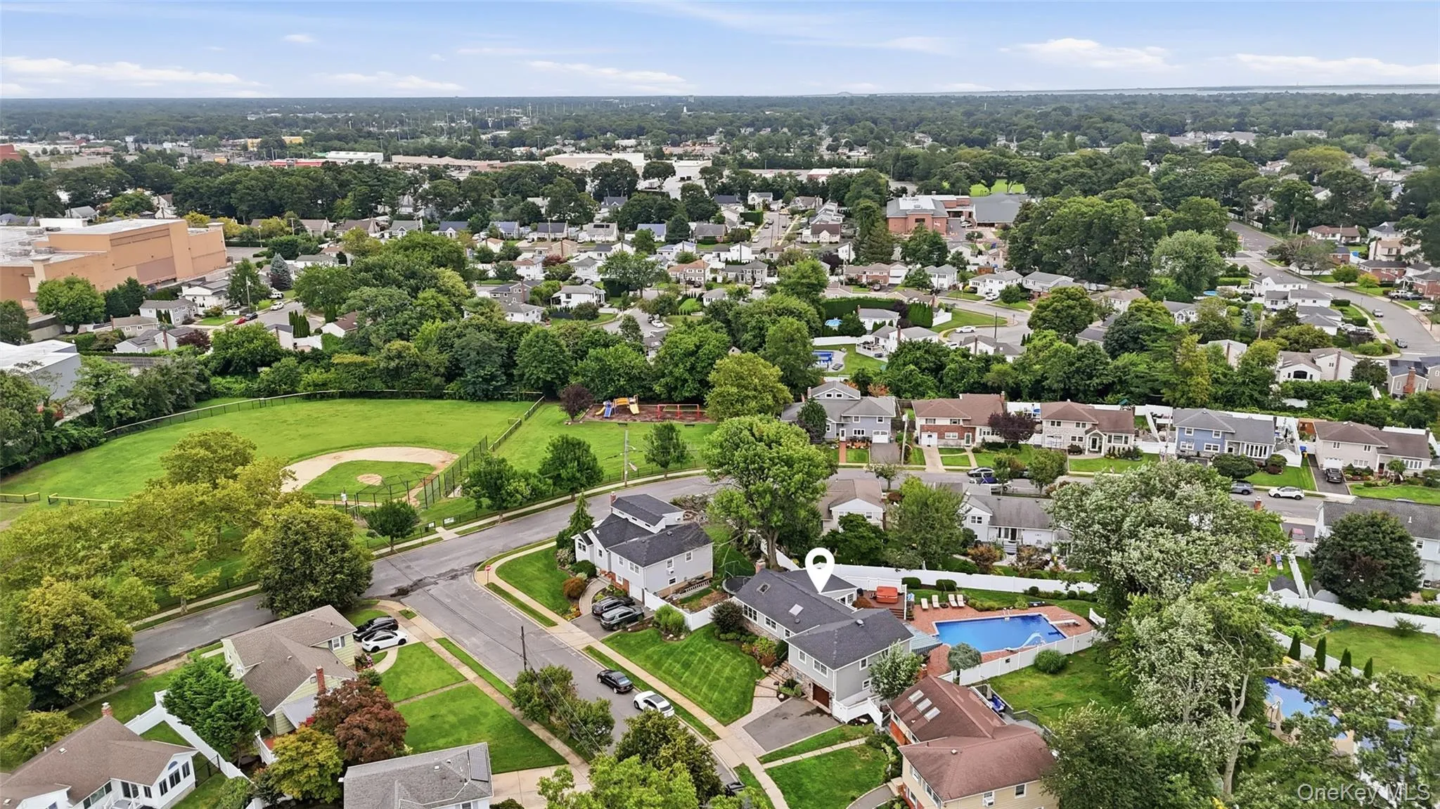 5 Renee Place, Oyster Bay, NY, 5 Bedrooms Bedrooms, 10 Rooms Rooms,2 BathroomsBathrooms,Residential,For Rent,Renee,0,1041078 5 Renee Place, Oyster Bay, NY, 5 Bedrooms Bedrooms, 10 Rooms Rooms,2 BathroomsBathrooms,Residential,For Rent,Renee,0,1041078
