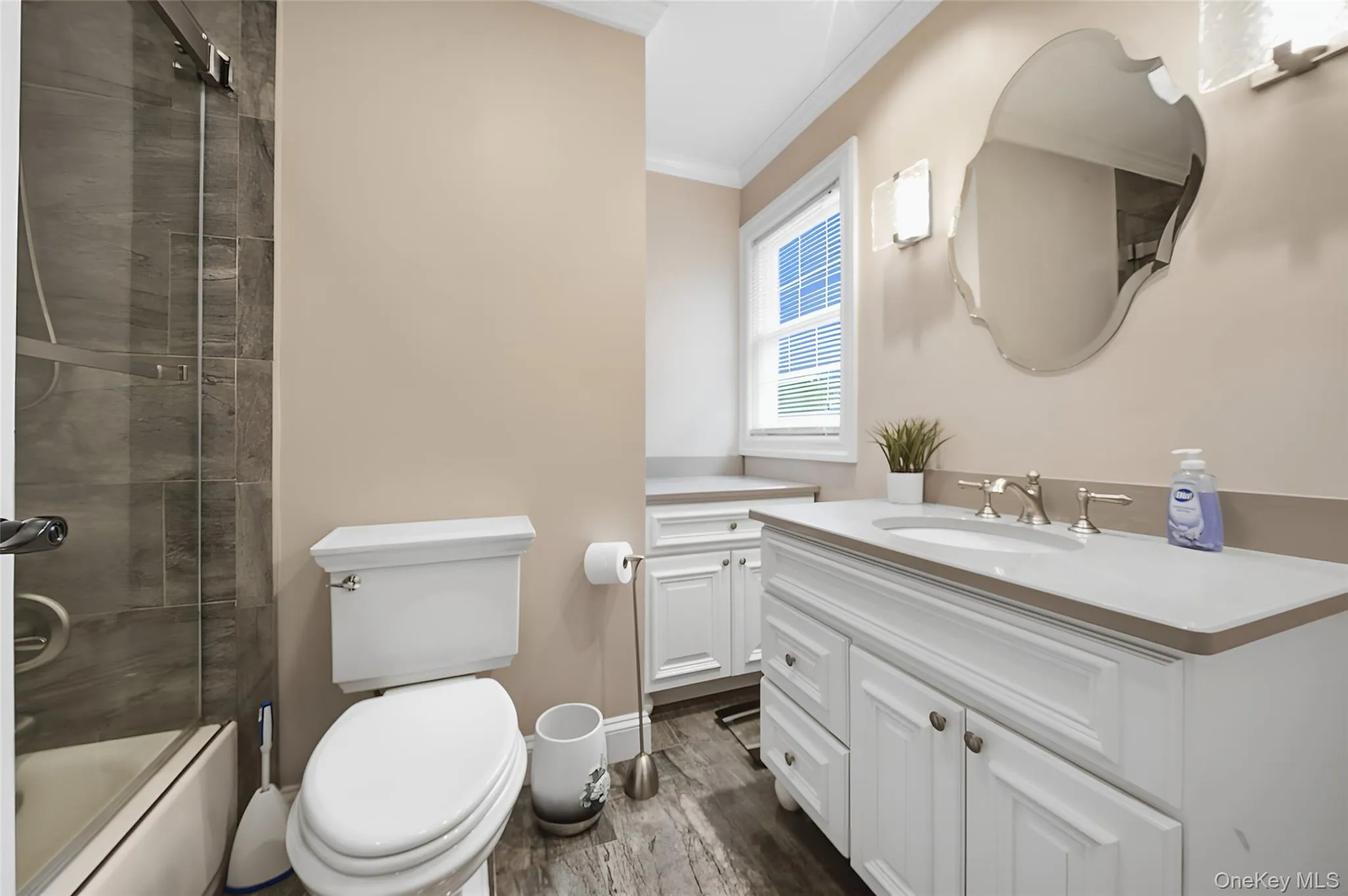 5 Renee Place, Oyster Bay, NY, 5 Bedrooms Bedrooms, 10 Rooms Rooms,2 BathroomsBathrooms,Residential,For Rent,Renee,0,1041078 5 Renee Place, Oyster Bay, NY, 5 Bedrooms Bedrooms, 10 Rooms Rooms,2 BathroomsBathrooms,Residential,For Rent,Renee,0,1041078