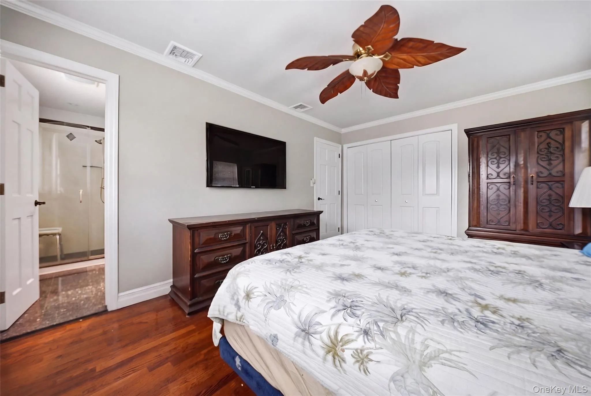 5 Renee Place, Oyster Bay, NY, 5 Bedrooms Bedrooms, 10 Rooms Rooms,2 BathroomsBathrooms,Residential,For Rent,Renee,0,1041078 5 Renee Place, Oyster Bay, NY, 5 Bedrooms Bedrooms, 10 Rooms Rooms,2 BathroomsBathrooms,Residential,For Rent,Renee,0,1041078