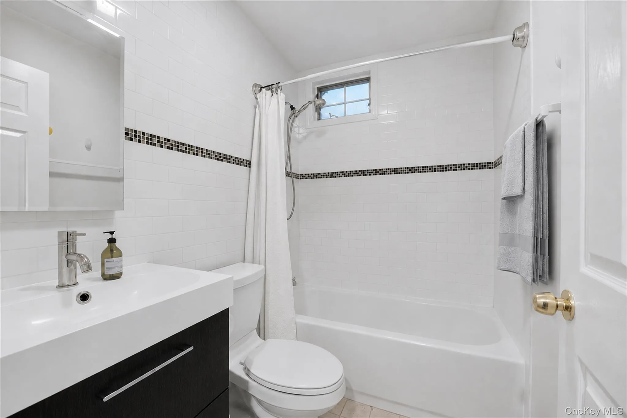 Bathroom 2 Bathroom 2