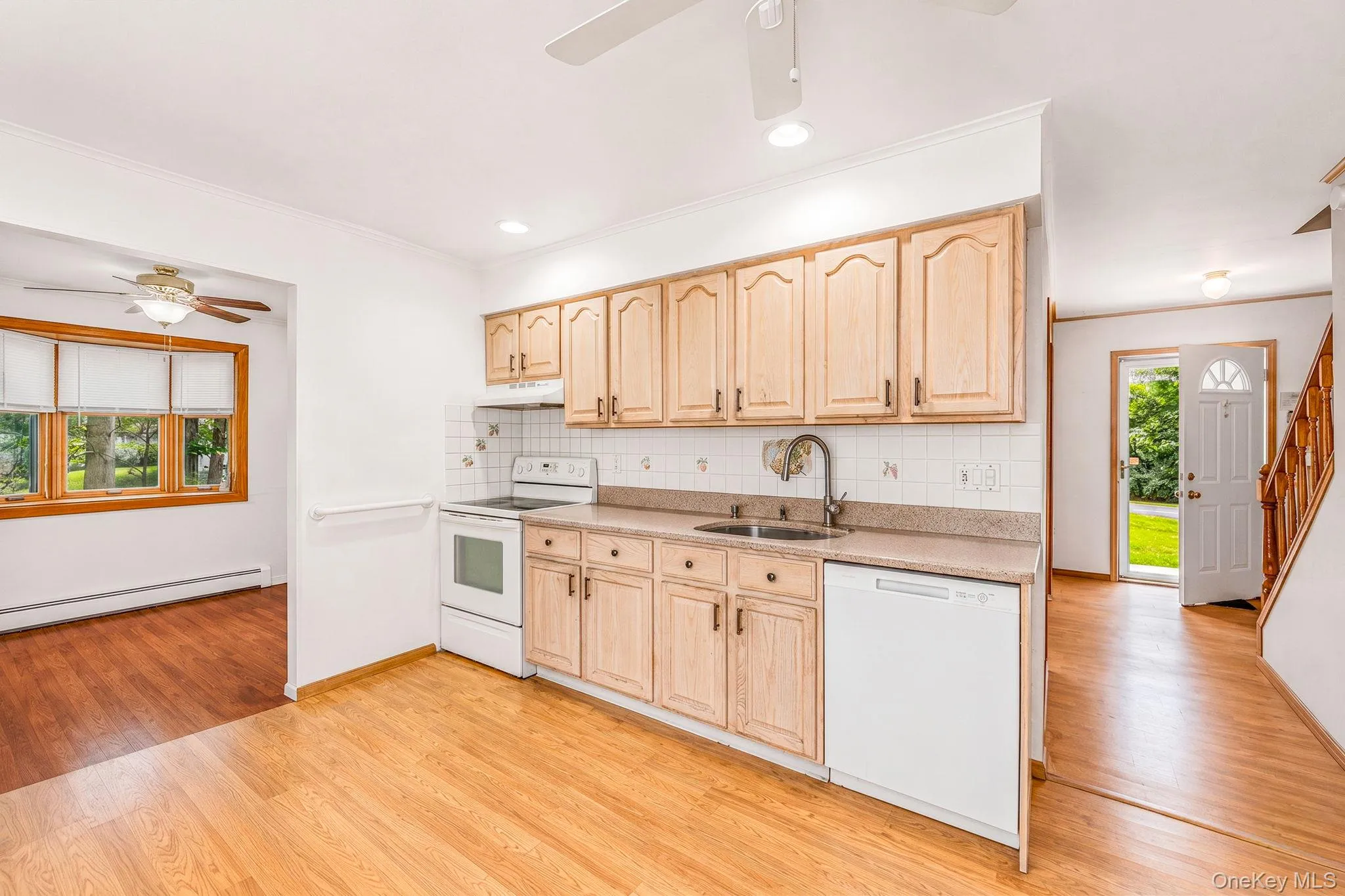 96 Oak street, Brookhaven, NY, 4 Bedrooms Bedrooms, 7 Rooms Rooms,2 BathroomsBathrooms,Residential,For Rent,Oak street,0,1041087 96 Oak street, Brookhaven, NY, 4 Bedrooms Bedrooms, 7 Rooms Rooms,2 BathroomsBathrooms,Residential,For Rent,Oak street,0,1041087