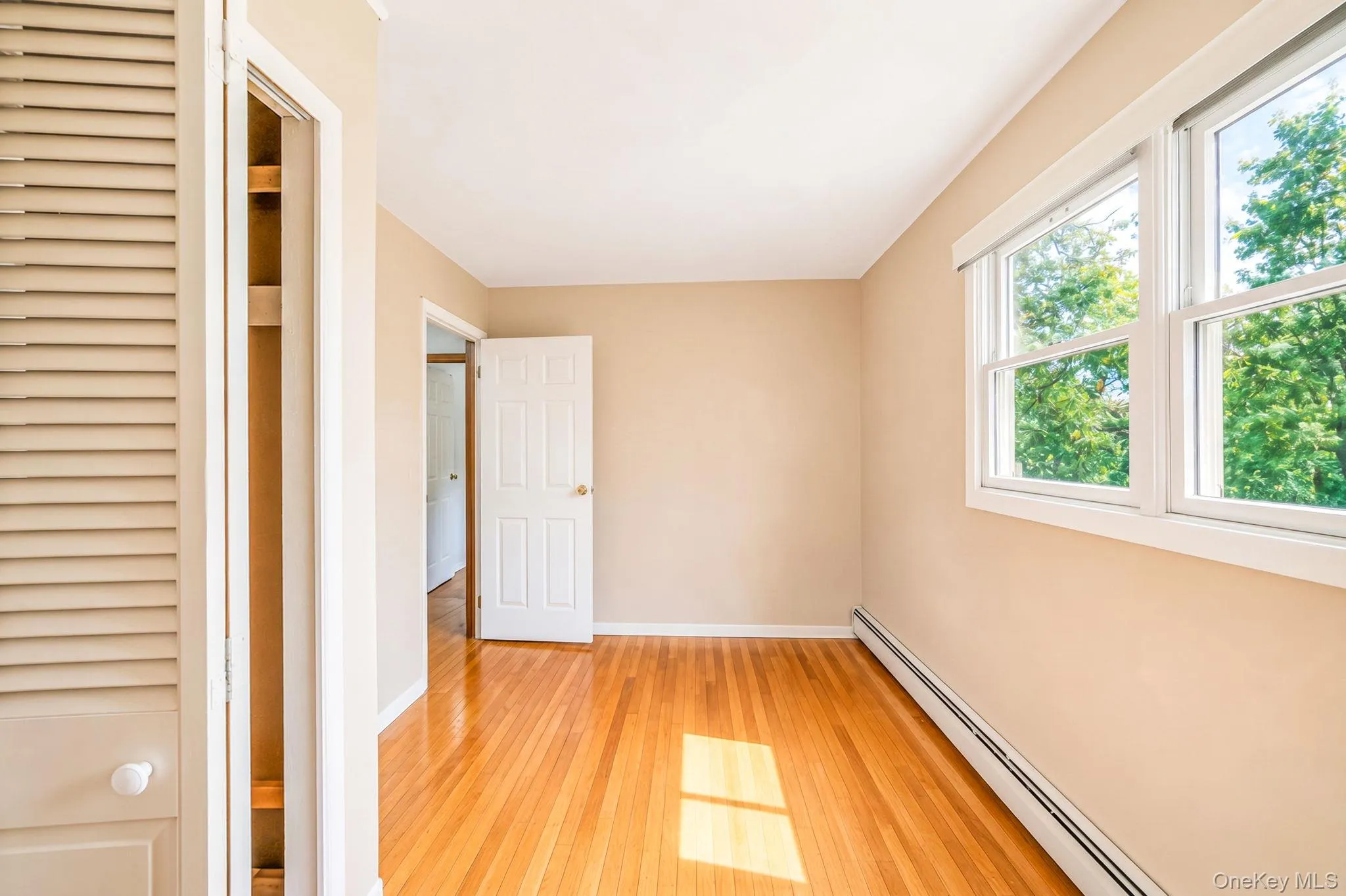 96 Oak street, Brookhaven, NY, 4 Bedrooms Bedrooms, 7 Rooms Rooms,2 BathroomsBathrooms,Residential,For Rent,Oak street,0,1041087 96 Oak street, Brookhaven, NY, 4 Bedrooms Bedrooms, 7 Rooms Rooms,2 BathroomsBathrooms,Residential,For Rent,Oak street,0,1041087