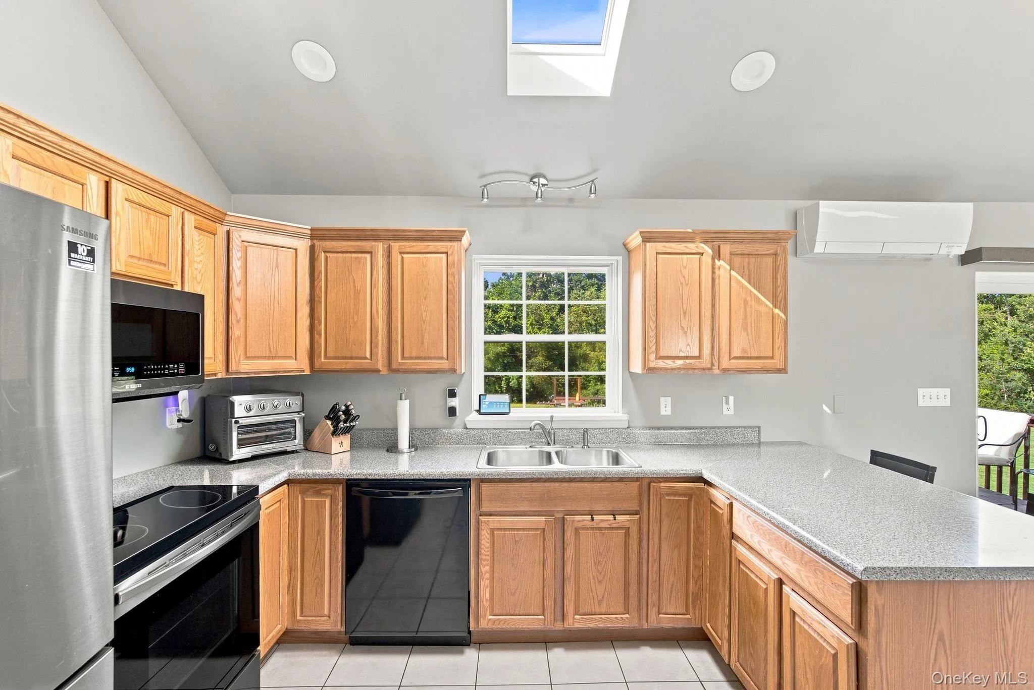 16 Rosio Lane, Plattekill, NY, 3 Bedrooms Bedrooms, 8 Rooms Rooms,3 BathroomsBathrooms,Residential,For Rent,Rosio,0,1041091 16 Rosio Lane, Plattekill, NY, 3 Bedrooms Bedrooms, 8 Rooms Rooms,3 BathroomsBathrooms,Residential,For Rent,Rosio,0,1041091