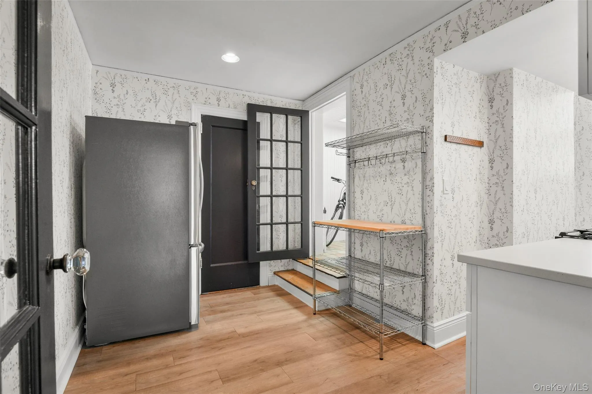 17 Chatsworth Avenue, Mamaroneck, NY, 1 Bedroom Bedrooms, 3 Rooms Rooms,1 BathroomBathrooms,Residential,For Rent,Chatsworth,0,1041092 17 Chatsworth Avenue, Mamaroneck, NY, 1 Bedroom Bedrooms, 3 Rooms Rooms,1 BathroomBathrooms,Residential,For Rent,Chatsworth,0,1041092