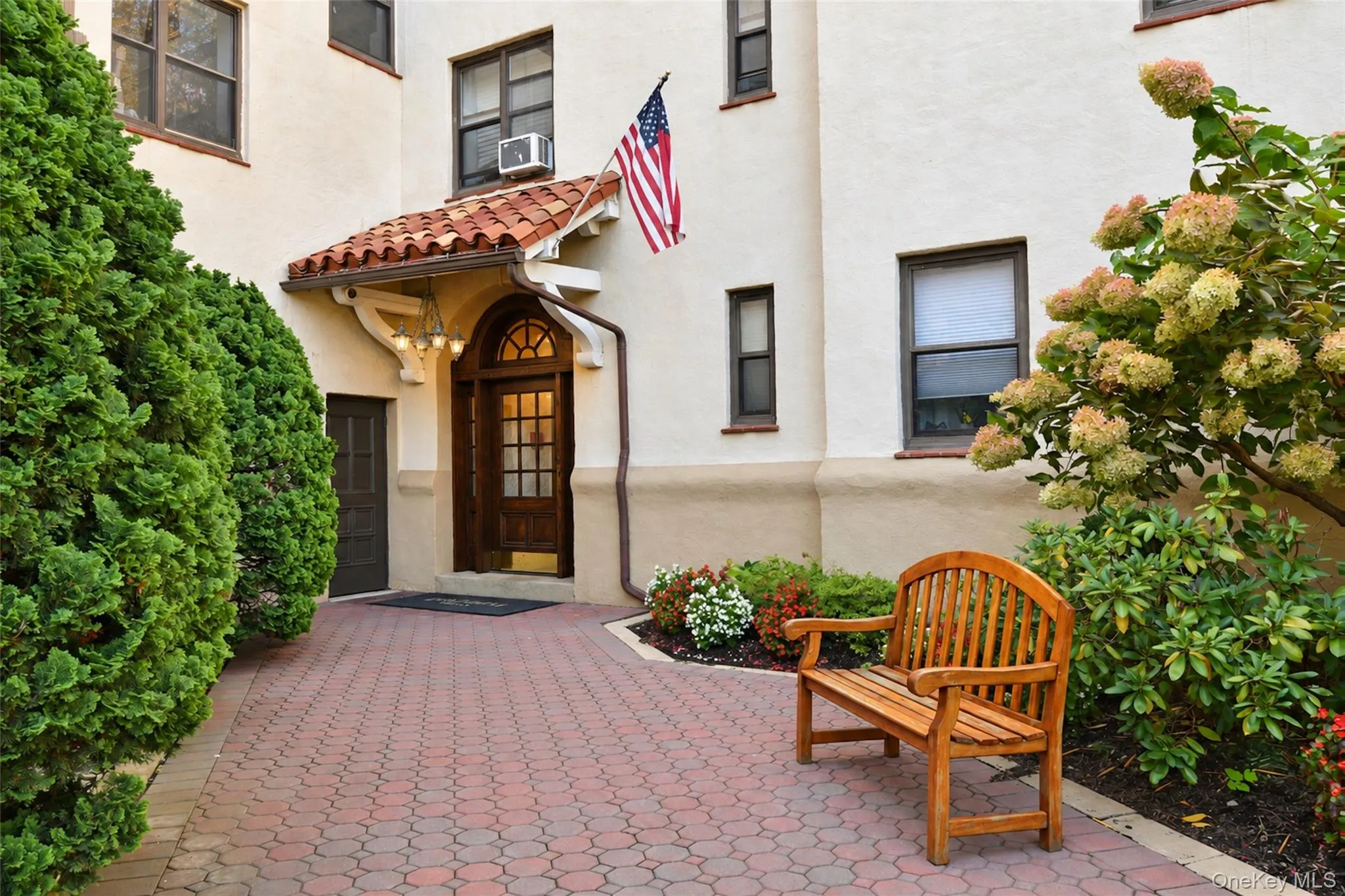 17 Chatsworth Avenue, Mamaroneck, NY, 1 Bedroom Bedrooms, 3 Rooms Rooms,1 BathroomBathrooms,Residential,For Rent,Chatsworth,0,1041092 17 Chatsworth Avenue, Mamaroneck, NY, 1 Bedroom Bedrooms, 3 Rooms Rooms,1 BathroomBathrooms,Residential,For Rent,Chatsworth,0,1041092