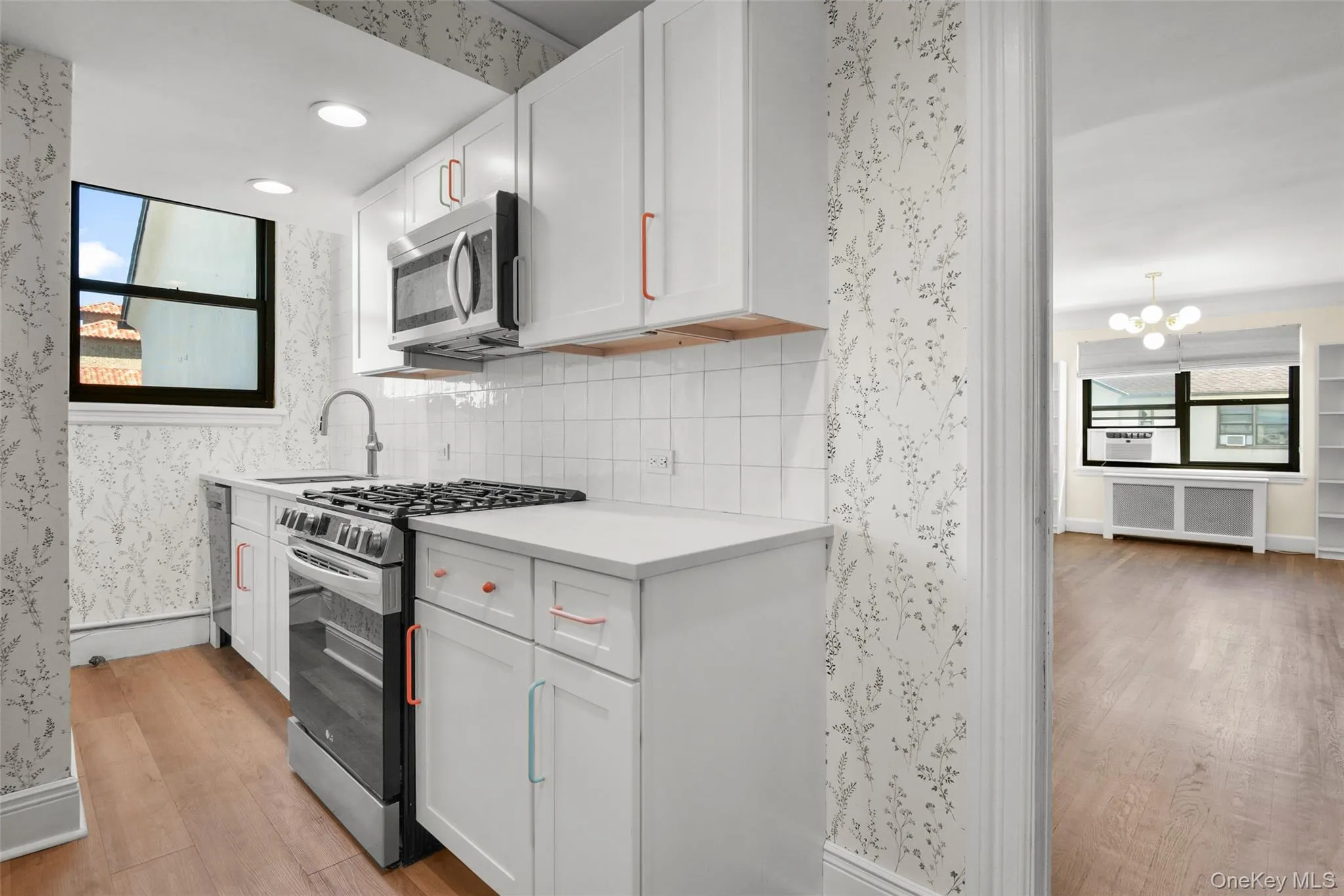 17 Chatsworth Avenue, Mamaroneck, NY, 1 Bedroom Bedrooms, 3 Rooms Rooms,1 BathroomBathrooms,Residential,For Rent,Chatsworth,0,1041092 17 Chatsworth Avenue, Mamaroneck, NY, 1 Bedroom Bedrooms, 3 Rooms Rooms,1 BathroomBathrooms,Residential,For Rent,Chatsworth,0,1041092