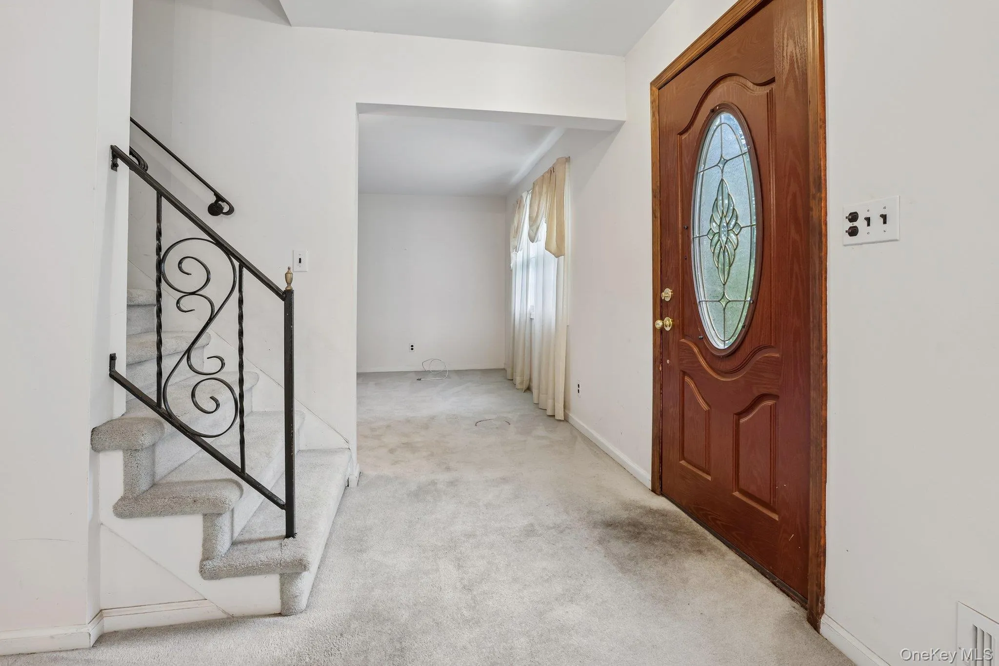 1 Marion Court, Clarkstown, NY, 4 Bedrooms Bedrooms, 8 Rooms Rooms,2 BathroomsBathrooms,Residential,For Rent,Marion,0,1041094 1 Marion Court, Clarkstown, NY, 4 Bedrooms Bedrooms, 8 Rooms Rooms,2 BathroomsBathrooms,Residential,For Rent,Marion,0,1041094