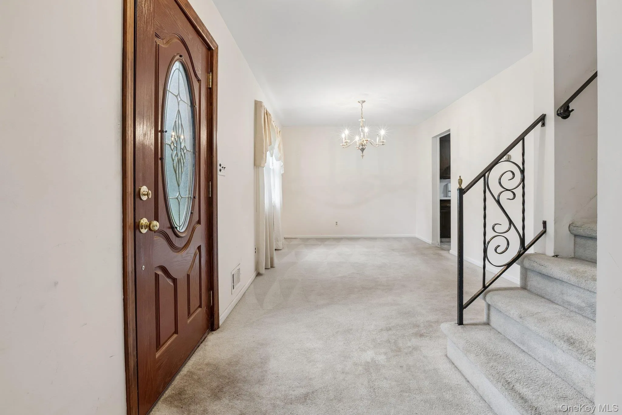 1 Marion Court, Clarkstown, NY, 4 Bedrooms Bedrooms, 8 Rooms Rooms,2 BathroomsBathrooms,Residential,For Rent,Marion,0,1041094 1 Marion Court, Clarkstown, NY, 4 Bedrooms Bedrooms, 8 Rooms Rooms,2 BathroomsBathrooms,Residential,For Rent,Marion,0,1041094