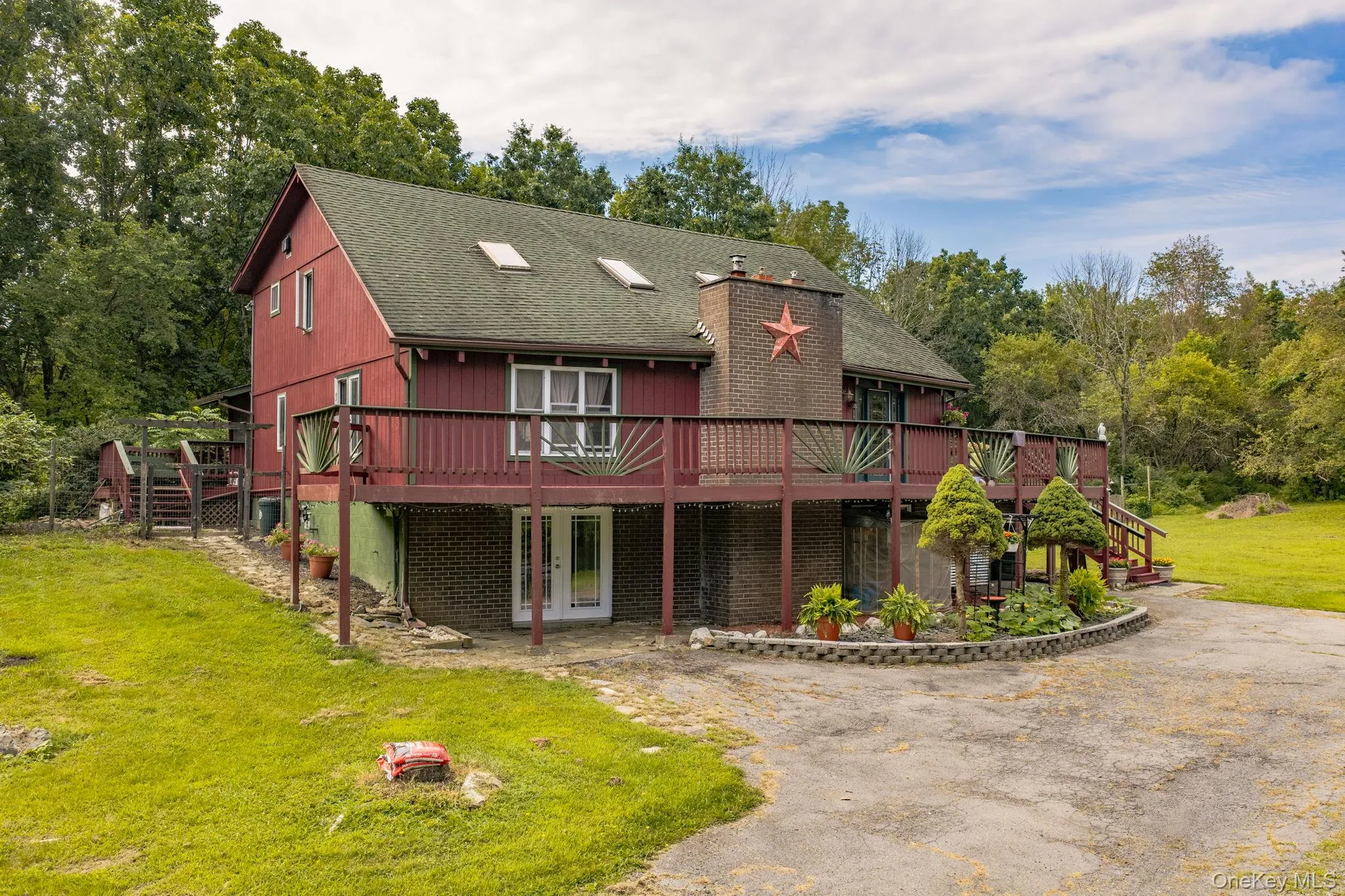 53 Woods Road, Greenville, NY, 5 Bedrooms Bedrooms, 11 Rooms Rooms,3 BathroomsBathrooms,Residential,For Rent,Woods,0,1041097 53 Woods Road, Greenville, NY, 5 Bedrooms Bedrooms, 11 Rooms Rooms,3 BathroomsBathrooms,Residential,For Rent,Woods,0,1041097