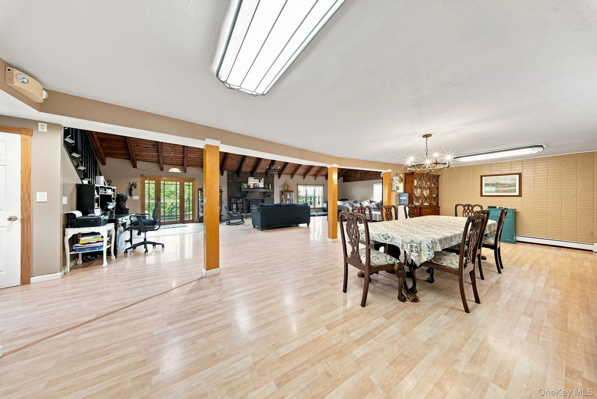 53 Woods Road, Greenville, NY, 5 Bedrooms Bedrooms, 11 Rooms Rooms,3 BathroomsBathrooms,Residential,For Rent,Woods,0,1041097 53 Woods Road, Greenville, NY, 5 Bedrooms Bedrooms, 11 Rooms Rooms,3 BathroomsBathrooms,Residential,For Rent,Woods,0,1041097