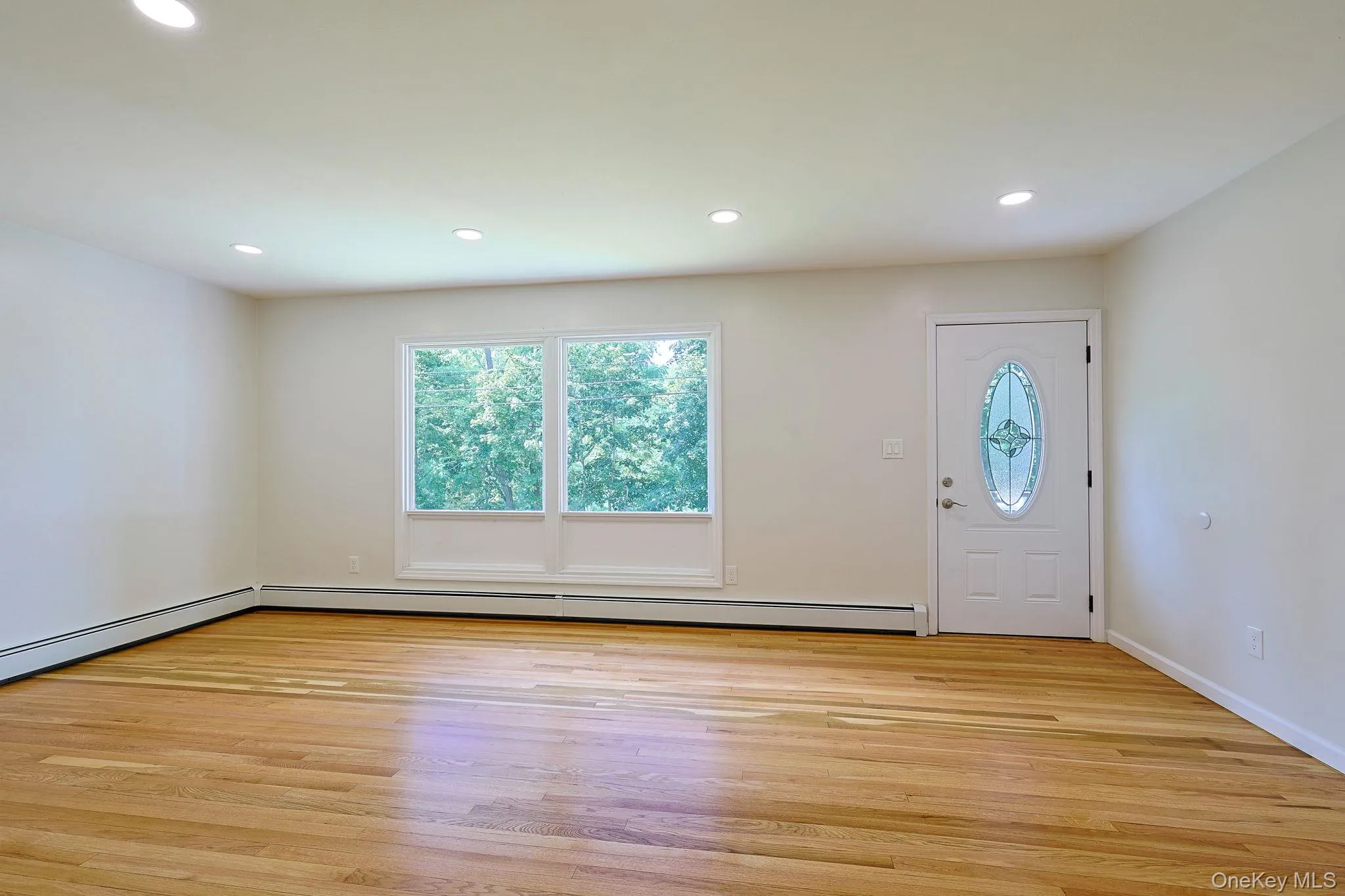 26 Becket Street, Kingston, NY, 3 Bedrooms Bedrooms, 6 Rooms Rooms,1 BathroomBathrooms,Residential,For Rent,Becket,0,1041106 26 Becket Street, Kingston, NY, 3 Bedrooms Bedrooms, 6 Rooms Rooms,1 BathroomBathrooms,Residential,For Rent,Becket,0,1041106