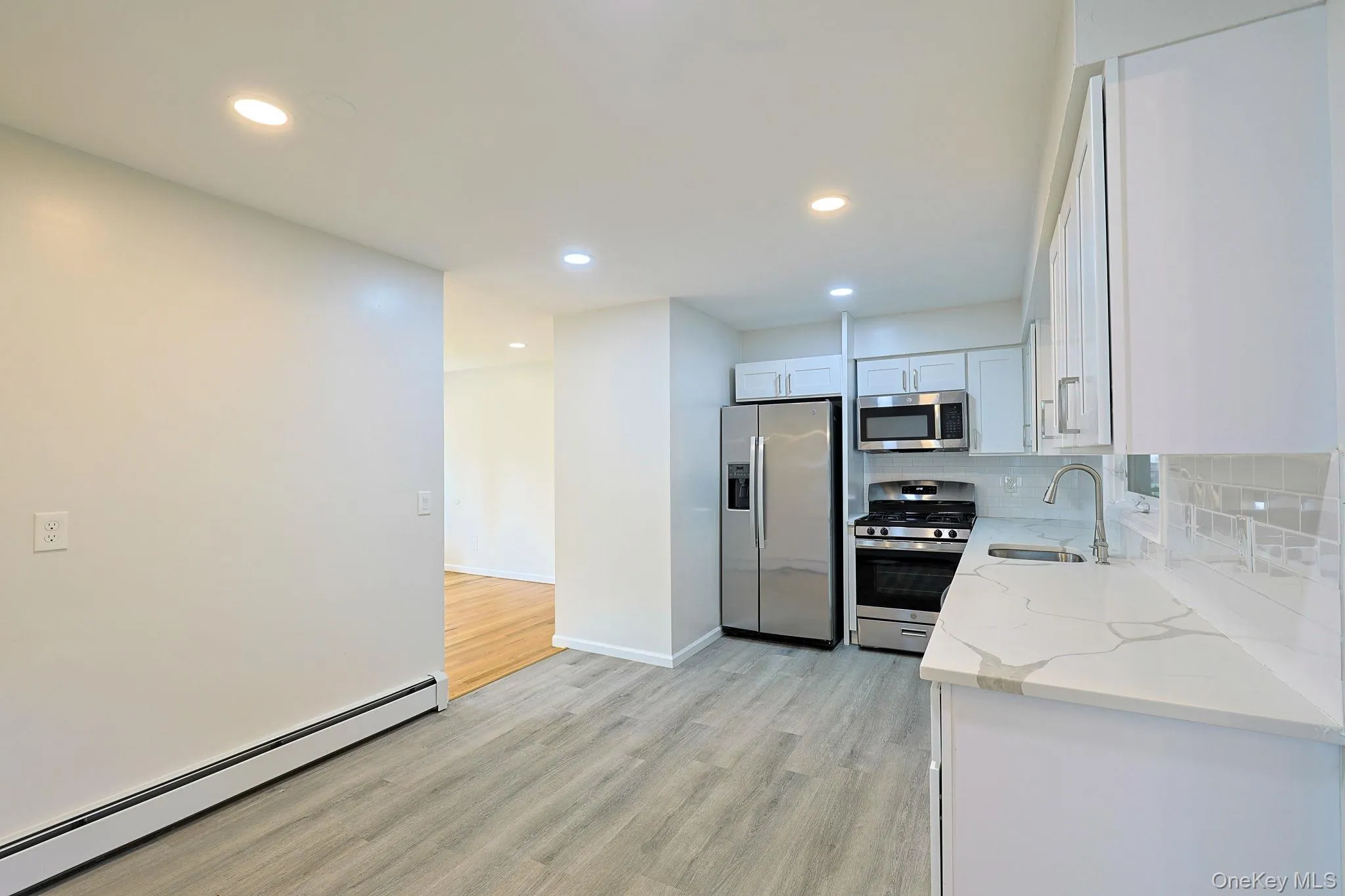 26 Becket Street, Kingston, NY, 3 Bedrooms Bedrooms, 6 Rooms Rooms,1 BathroomBathrooms,Residential,For Rent,Becket,0,1041106 26 Becket Street, Kingston, NY, 3 Bedrooms Bedrooms, 6 Rooms Rooms,1 BathroomBathrooms,Residential,For Rent,Becket,0,1041106