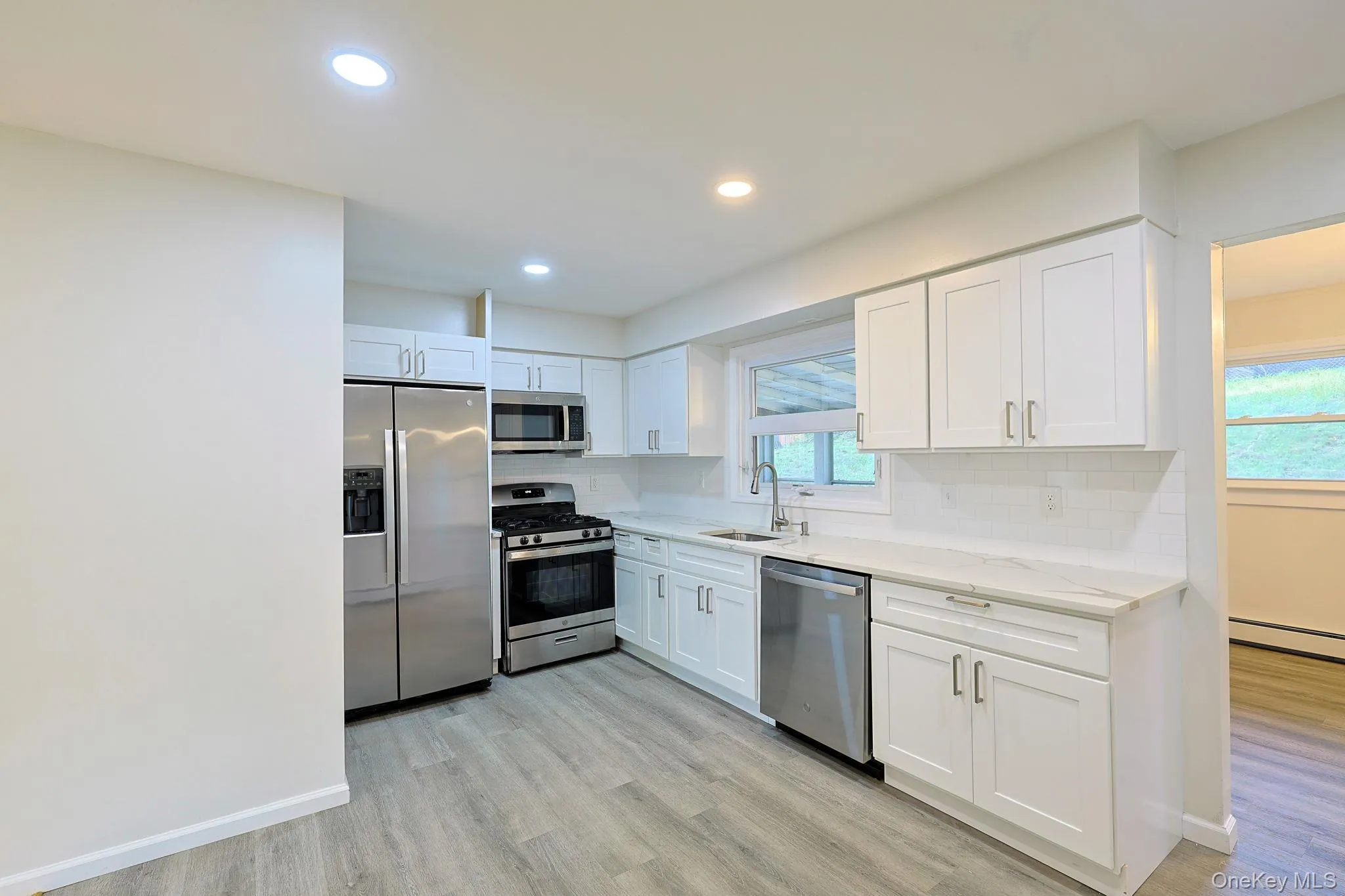 26 Becket Street, Kingston, NY, 3 Bedrooms Bedrooms, 6 Rooms Rooms,1 BathroomBathrooms,Residential,For Rent,Becket,0,1041106 26 Becket Street, Kingston, NY, 3 Bedrooms Bedrooms, 6 Rooms Rooms,1 BathroomBathrooms,Residential,For Rent,Becket,0,1041106