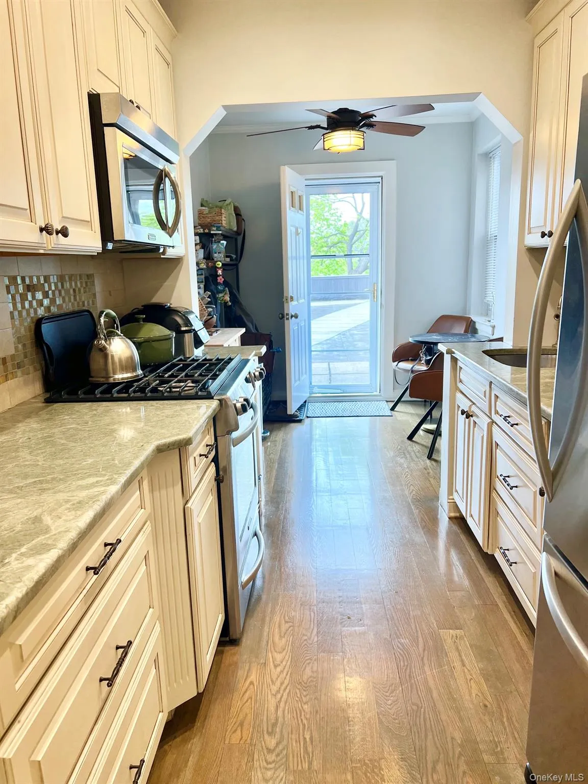 104 Village Avenue, Hempstead, NY, 1 Bedroom Bedrooms, 3 Rooms Rooms,1 BathroomBathrooms,Residential,For Rent,Village,0,1041107 104 Village Avenue, Hempstead, NY, 1 Bedroom Bedrooms, 3 Rooms Rooms,1 BathroomBathrooms,Residential,For Rent,Village,0,1041107