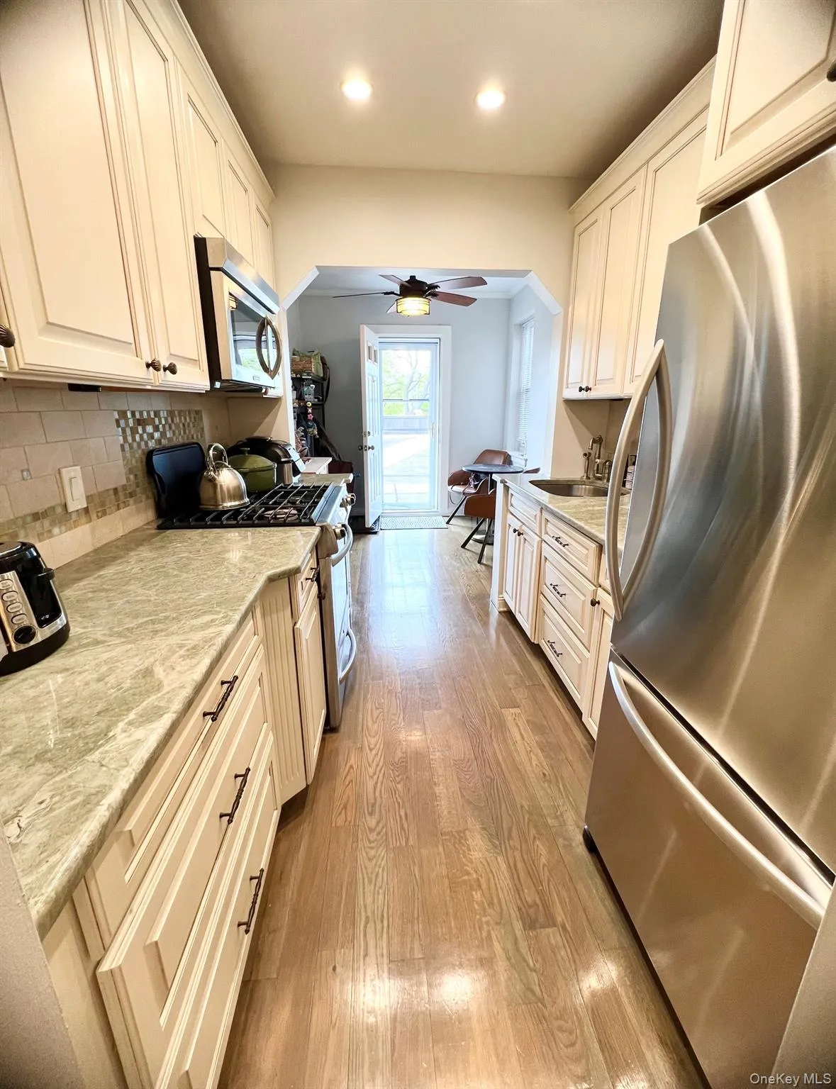 104 Village Avenue, Hempstead, NY, 1 Bedroom Bedrooms, 3 Rooms Rooms,1 BathroomBathrooms,Residential,For Rent,Village,0,1041107 104 Village Avenue, Hempstead, NY, 1 Bedroom Bedrooms, 3 Rooms Rooms,1 BathroomBathrooms,Residential,For Rent,Village,0,1041107