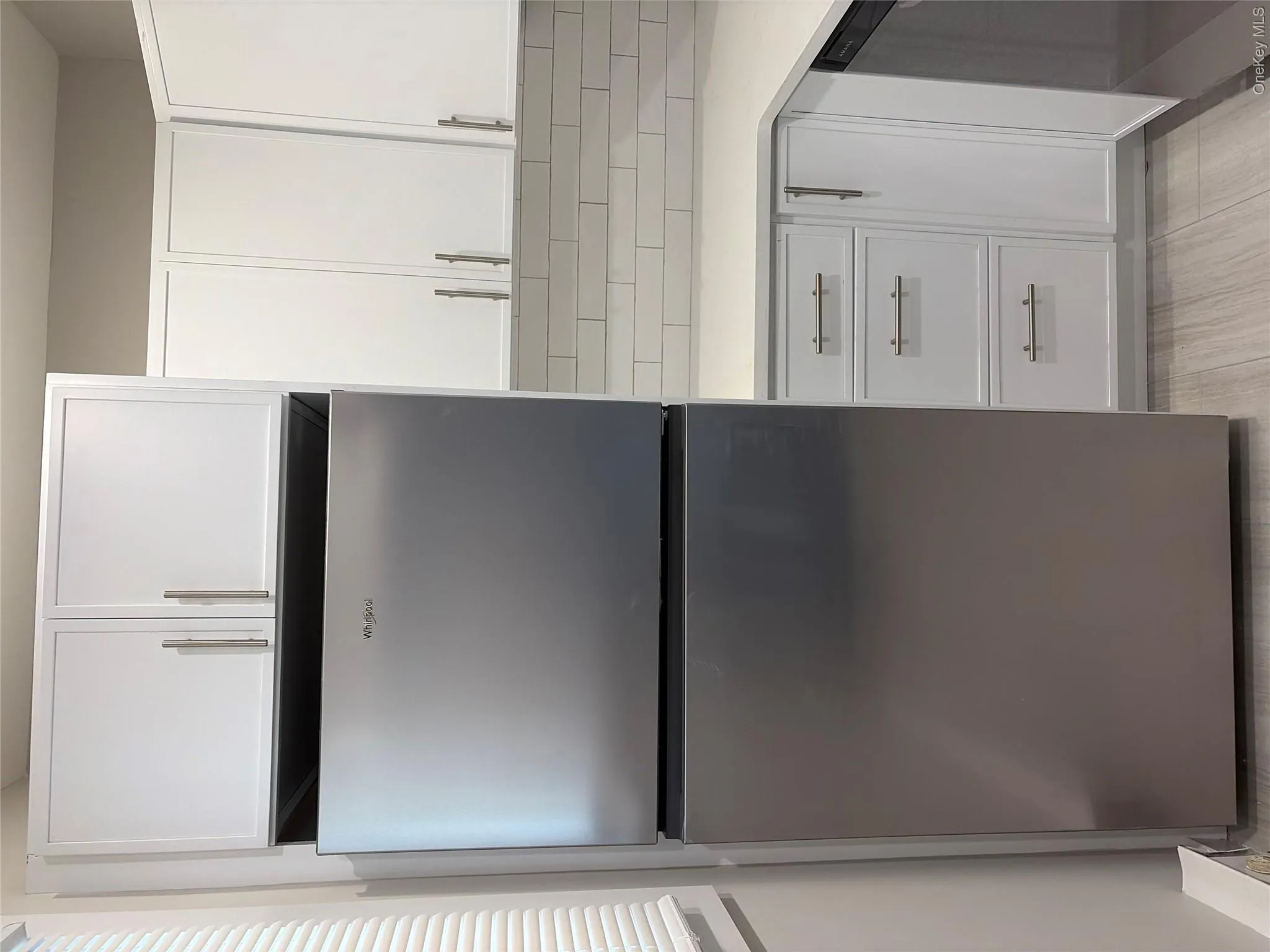99-105 Hoffman Avenue, Babylon, NY, 1 Bedroom Bedrooms, 3 Rooms Rooms,1 BathroomBathrooms,Residential Lease,For Rent,Hoffman,0,1041108 99-105 Hoffman Avenue, Babylon, NY, 1 Bedroom Bedrooms, 3 Rooms Rooms,1 BathroomBathrooms,Residential Lease,For Rent,Hoffman,0,1041108