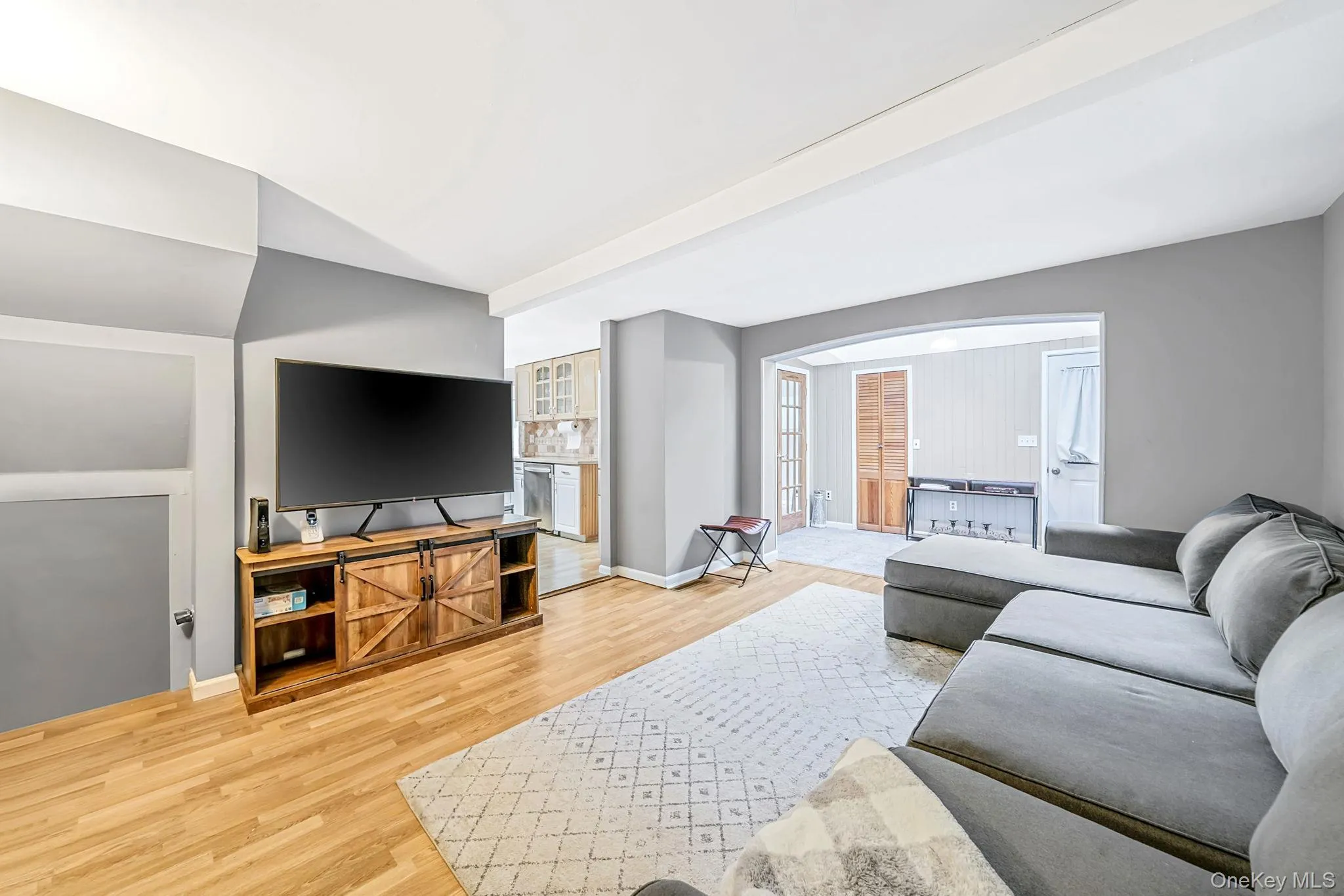 187 Oak Street, Brookhaven, NY, 4 Bedrooms Bedrooms, 10 Rooms Rooms,3 BathroomsBathrooms,Residential,For Rent,Oak,0,1041110 187 Oak Street, Brookhaven, NY, 4 Bedrooms Bedrooms, 10 Rooms Rooms,3 BathroomsBathrooms,Residential,For Rent,Oak,0,1041110