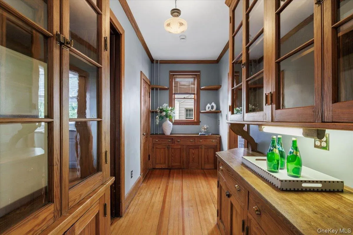 21 Park Avenue, Rye Town, NY, 5 Bedrooms Bedrooms, 12 Rooms Rooms,2 BathroomsBathrooms,Residential,For Rent,Park,0,1041112 21 Park Avenue, Rye Town, NY, 5 Bedrooms Bedrooms, 12 Rooms Rooms,2 BathroomsBathrooms,Residential,For Rent,Park,0,1041112