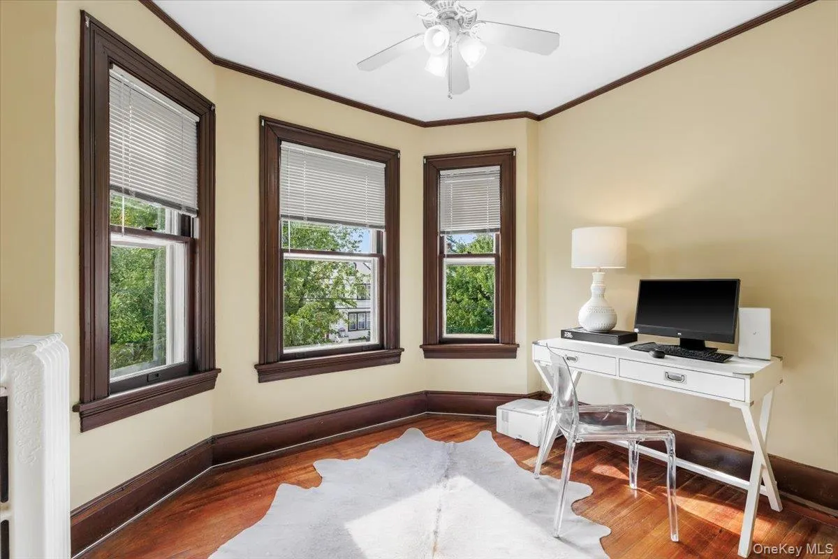 Fourth Bedroom/Office Fourth Bedroom/Office