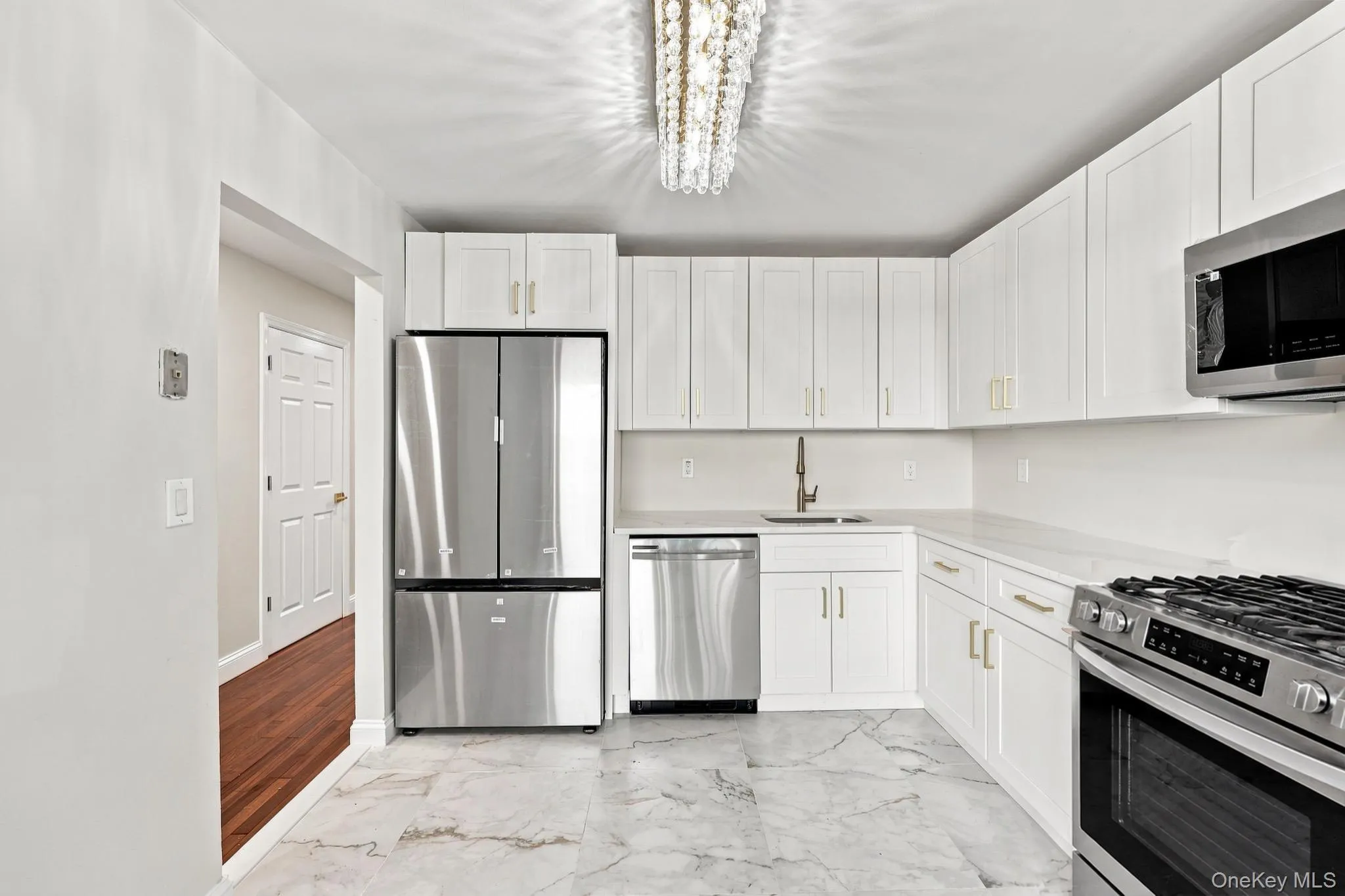 38 Heritage Drive, Clarkstown, NY, 3 Bedrooms Bedrooms, 7 Rooms Rooms,3 BathroomsBathrooms,Residential,For Rent,Heritage,0,1041113 38 Heritage Drive, Clarkstown, NY, 3 Bedrooms Bedrooms, 7 Rooms Rooms,3 BathroomsBathrooms,Residential,For Rent,Heritage,0,1041113