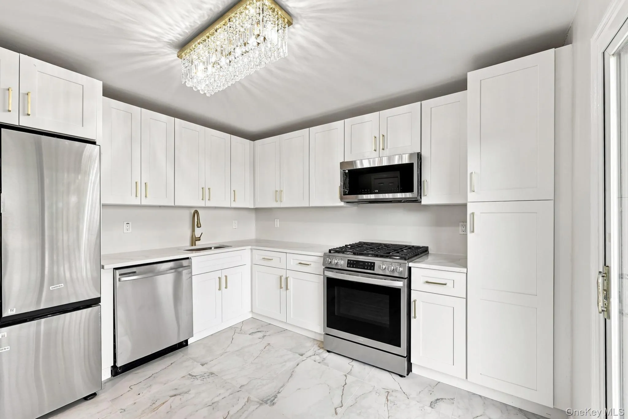 38 Heritage Drive, Clarkstown, NY, 3 Bedrooms Bedrooms, 7 Rooms Rooms,3 BathroomsBathrooms,Residential,For Rent,Heritage,0,1041113 38 Heritage Drive, Clarkstown, NY, 3 Bedrooms Bedrooms, 7 Rooms Rooms,3 BathroomsBathrooms,Residential,For Rent,Heritage,0,1041113