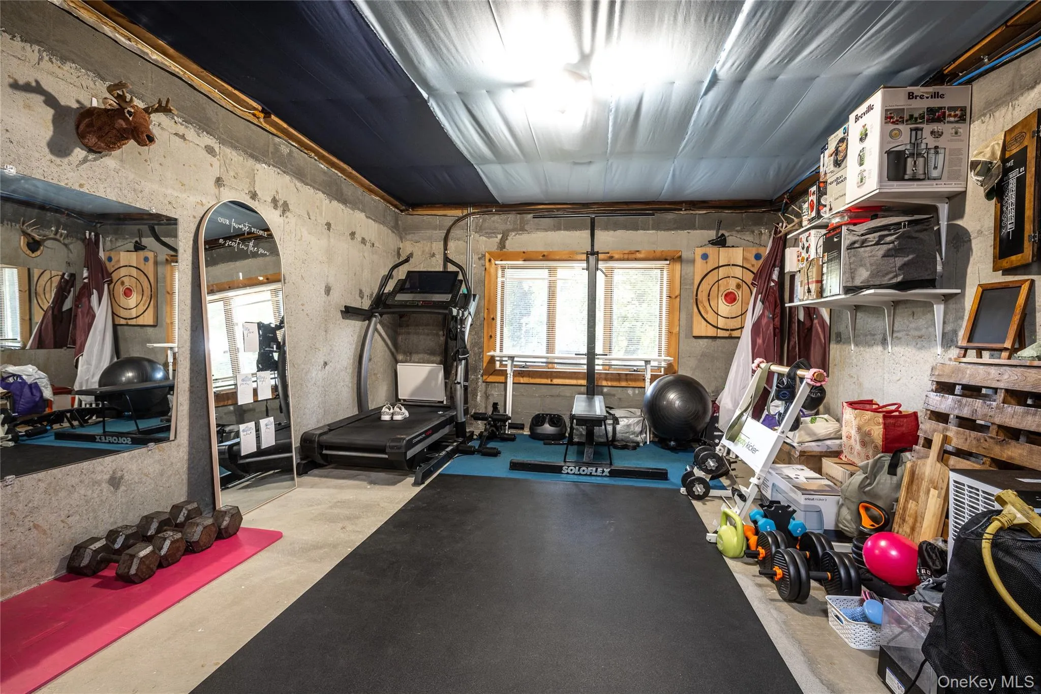 Lower Level full unfinished basement Lower Level full unfinished basement