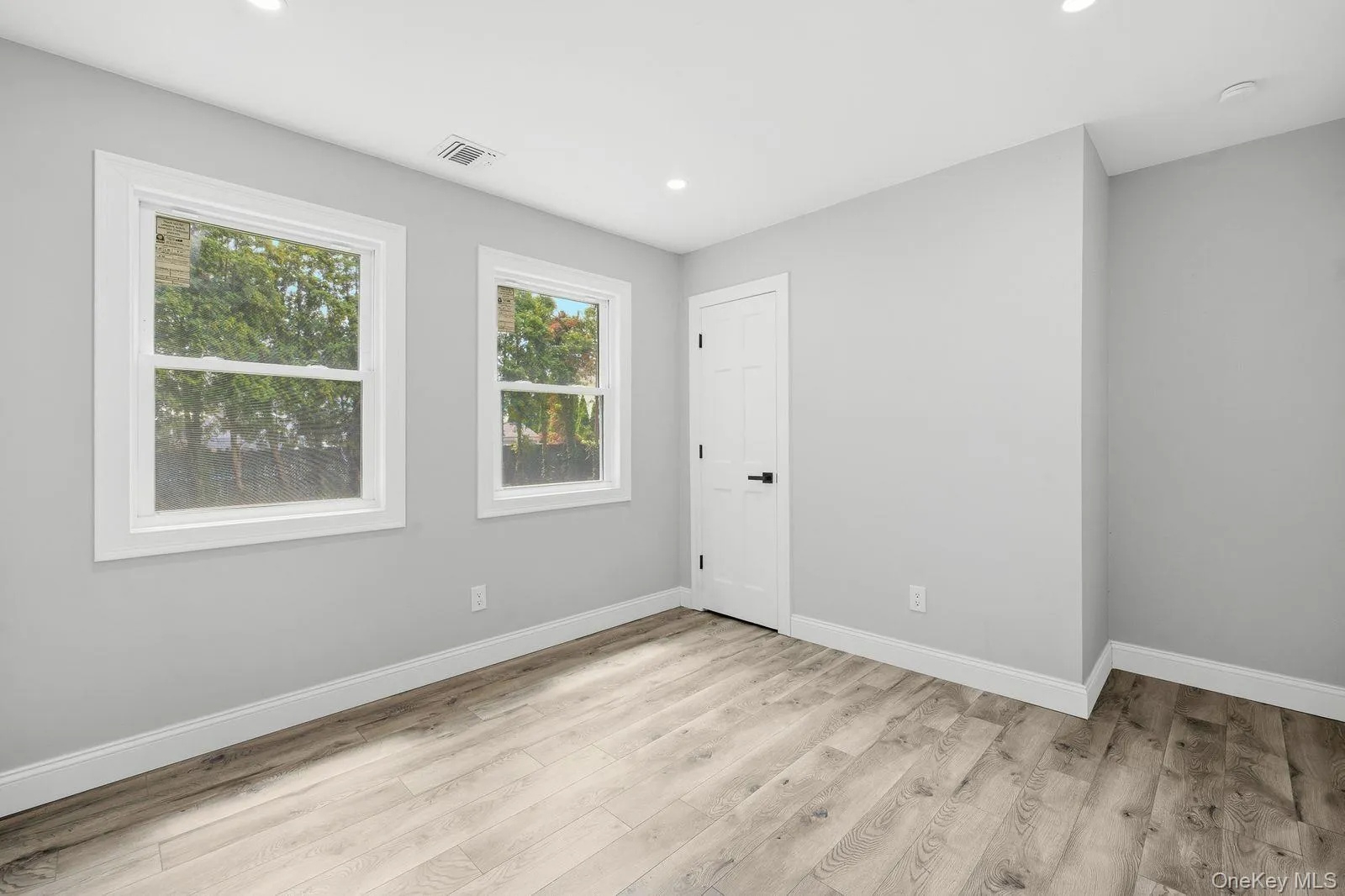 16 Adobe Drive, Brookhaven, NY, 3 Bedrooms Bedrooms, 7 Rooms Rooms,2 BathroomsBathrooms,Residential,For Rent,Adobe,0,1041118 16 Adobe Drive, Brookhaven, NY, 3 Bedrooms Bedrooms, 7 Rooms Rooms,2 BathroomsBathrooms,Residential,For Rent,Adobe,0,1041118