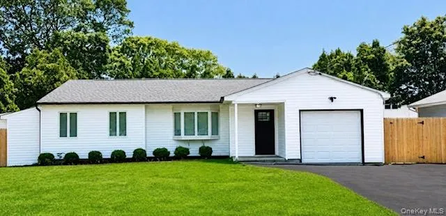 16 Adobe Drive, Brookhaven, NY, 3 Bedrooms Bedrooms, 7 Rooms Rooms,2 BathroomsBathrooms,Residential,For Rent,Adobe,0,1041118 16 Adobe Drive, Brookhaven, NY, 3 Bedrooms Bedrooms, 7 Rooms Rooms,2 BathroomsBathrooms,Residential,For Rent,Adobe,0,1041118