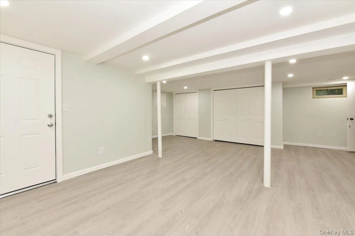 12 Leonard Road, Oyster Bay, NY, 3 Bedrooms Bedrooms, 6 Rooms Rooms,2 BathroomsBathrooms,Residential,For Rent,Leonard,0,1041125 12 Leonard Road, Oyster Bay, NY, 3 Bedrooms Bedrooms, 6 Rooms Rooms,2 BathroomsBathrooms,Residential,For Rent,Leonard,0,1041125