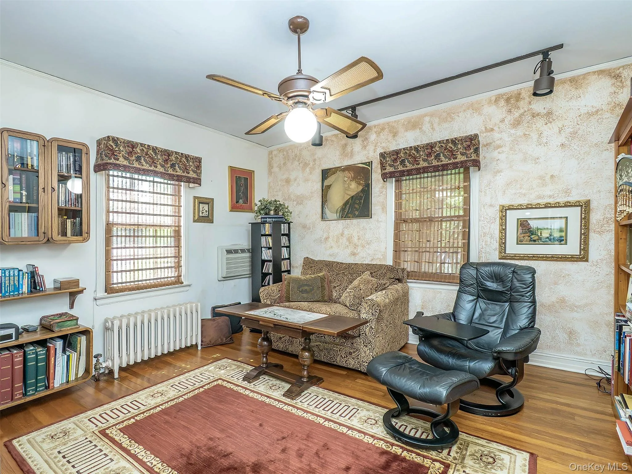 3324 214th Street, New York, NY, 3 Bedrooms Bedrooms, 6 Rooms Rooms,1 BathroomBathrooms,Residential,For Rent,214th,0,1041128 3324 214th Street, New York, NY, 3 Bedrooms Bedrooms, 6 Rooms Rooms,1 BathroomBathrooms,Residential,For Rent,214th,0,1041128