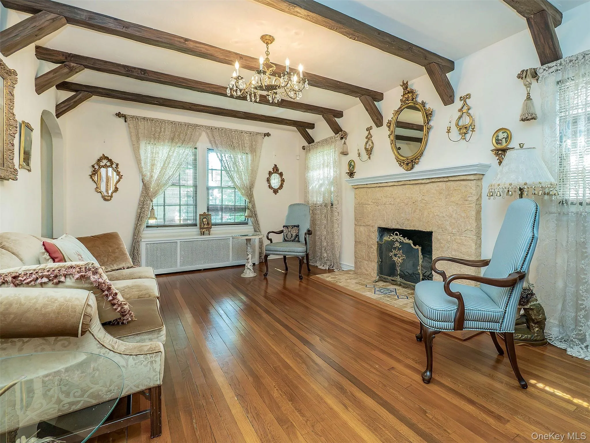 3324 214th Street, New York, NY, 3 Bedrooms Bedrooms, 6 Rooms Rooms,1 BathroomBathrooms,Residential,For Rent,214th,0,1041128 3324 214th Street, New York, NY, 3 Bedrooms Bedrooms, 6 Rooms Rooms,1 BathroomBathrooms,Residential,For Rent,214th,0,1041128