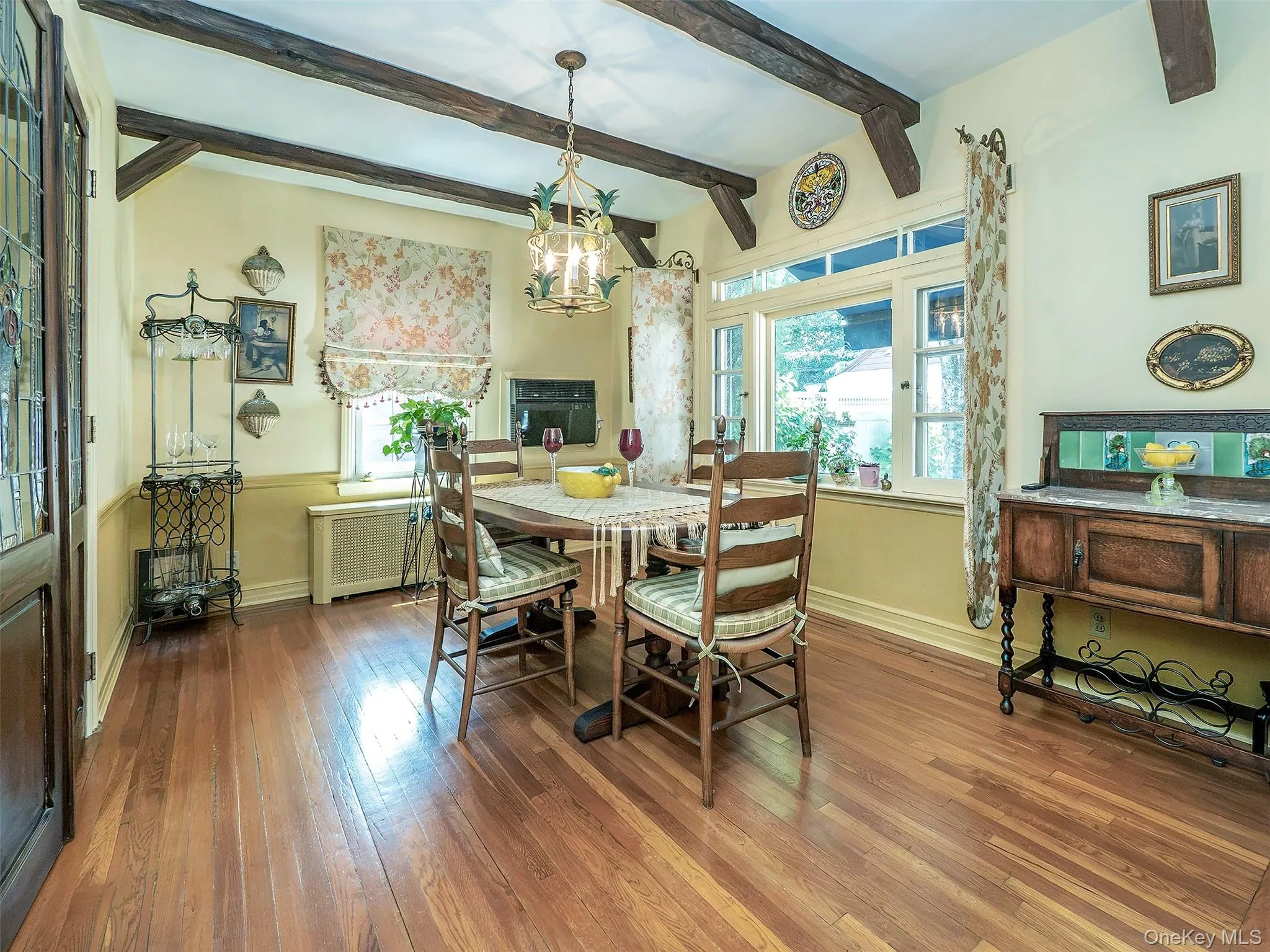 3324 214th Street, New York, NY, 3 Bedrooms Bedrooms, 6 Rooms Rooms,1 BathroomBathrooms,Residential,For Rent,214th,0,1041128 3324 214th Street, New York, NY, 3 Bedrooms Bedrooms, 6 Rooms Rooms,1 BathroomBathrooms,Residential,For Rent,214th,0,1041128