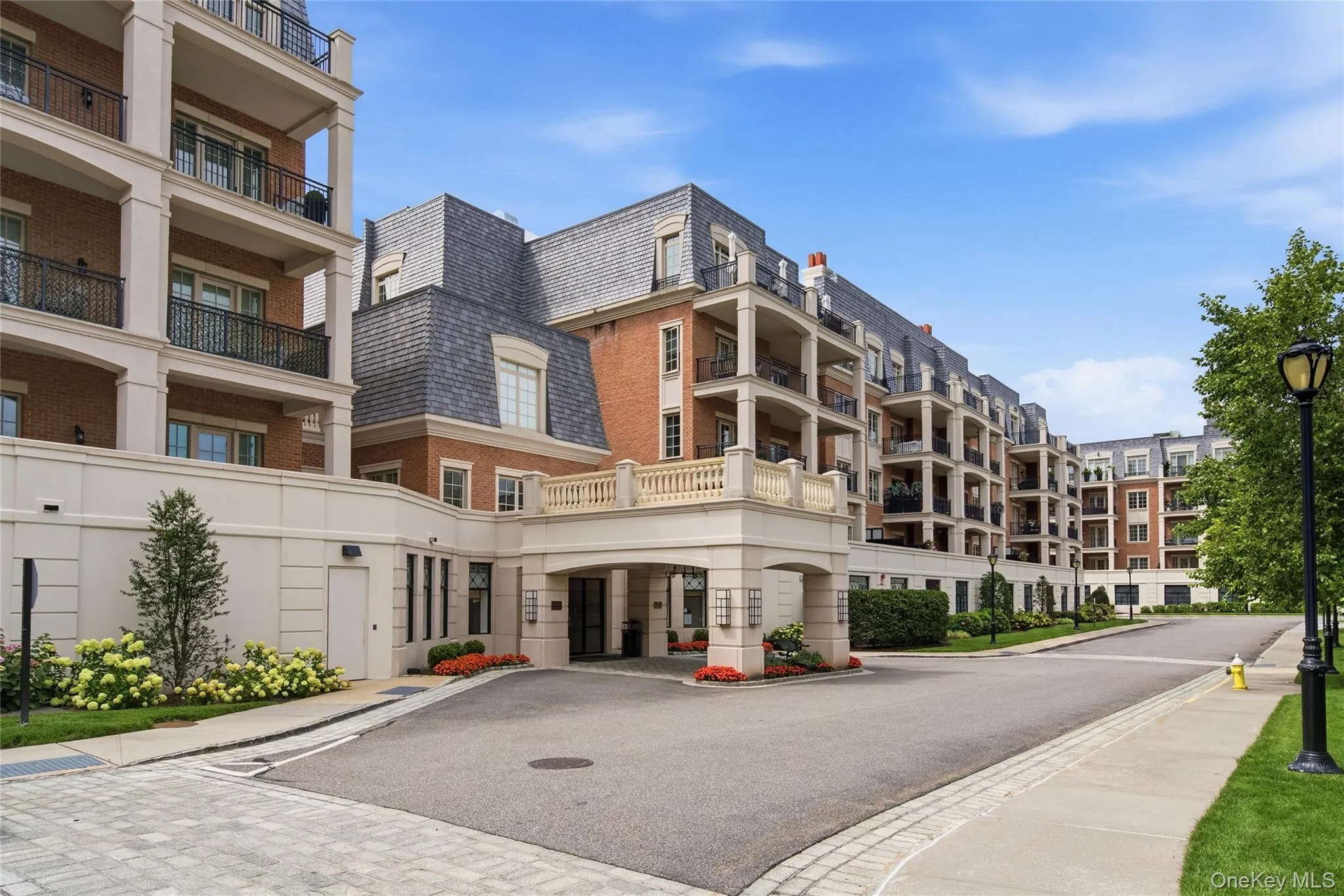 3000 Royal Court, North Hempstead, NY, 3 Bedrooms Bedrooms, 4 Rooms Rooms,2 BathroomsBathrooms,Residential,For Rent,Royal,0,1041130 3000 Royal Court, North Hempstead, NY, 3 Bedrooms Bedrooms, 4 Rooms Rooms,2 BathroomsBathrooms,Residential,For Rent,Royal,0,1041130