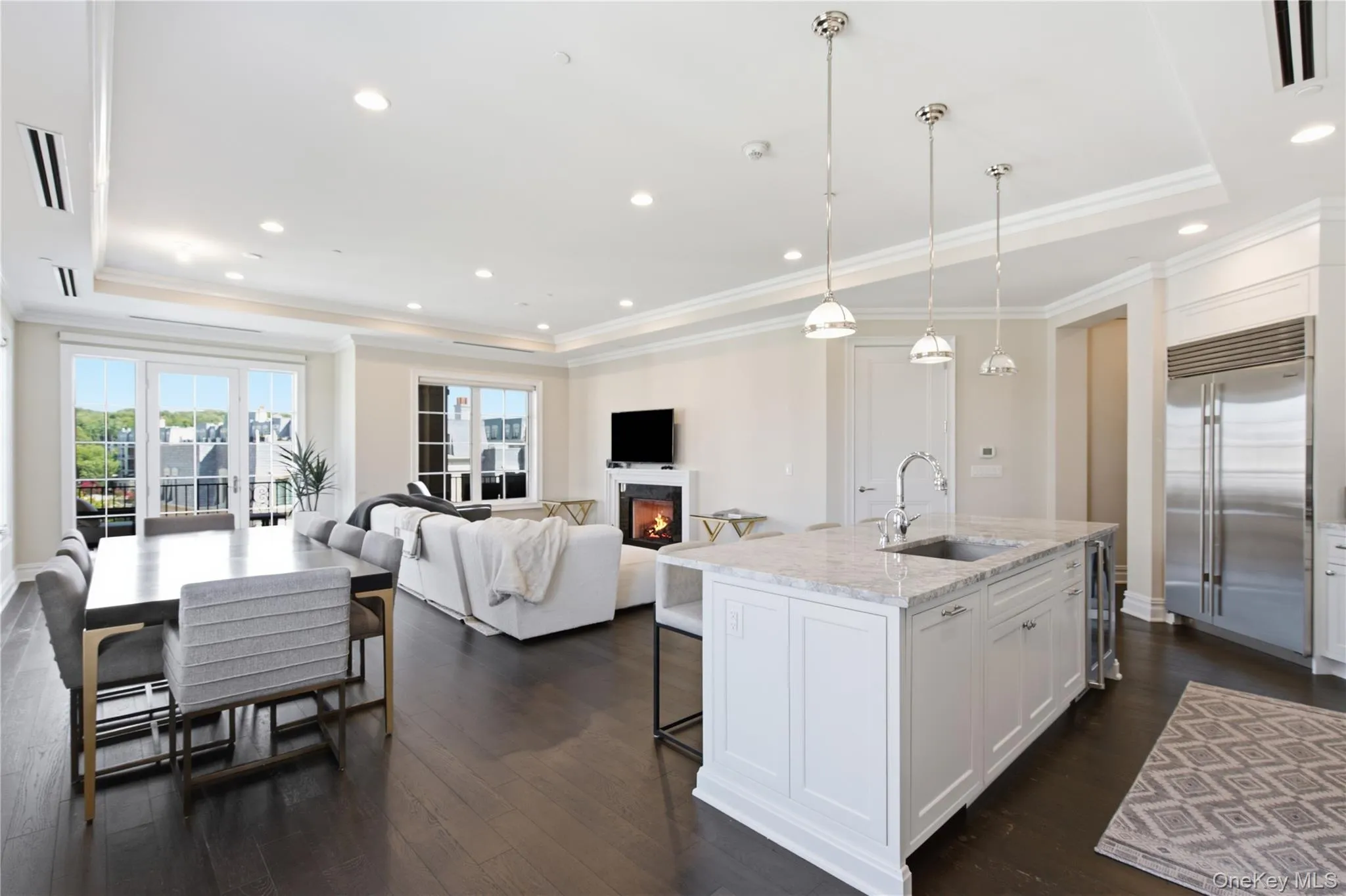 3000 Royal Court, North Hempstead, NY, 3 Bedrooms Bedrooms, 4 Rooms Rooms,2 BathroomsBathrooms,Residential,For Rent,Royal,0,1041130 3000 Royal Court, North Hempstead, NY, 3 Bedrooms Bedrooms, 4 Rooms Rooms,2 BathroomsBathrooms,Residential,For Rent,Royal,0,1041130