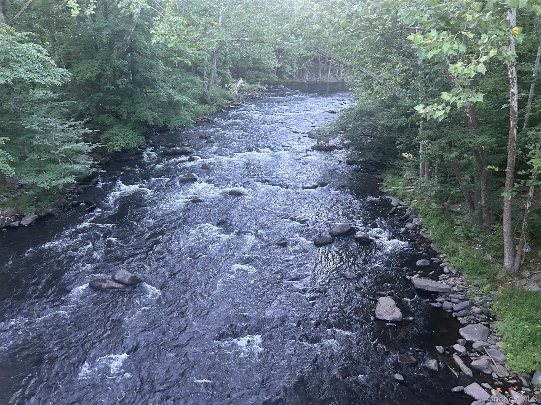 Public Delaware River Access 7/10 of a mile from the home. Public Delaware River Access 7/10 of a mile from the home.